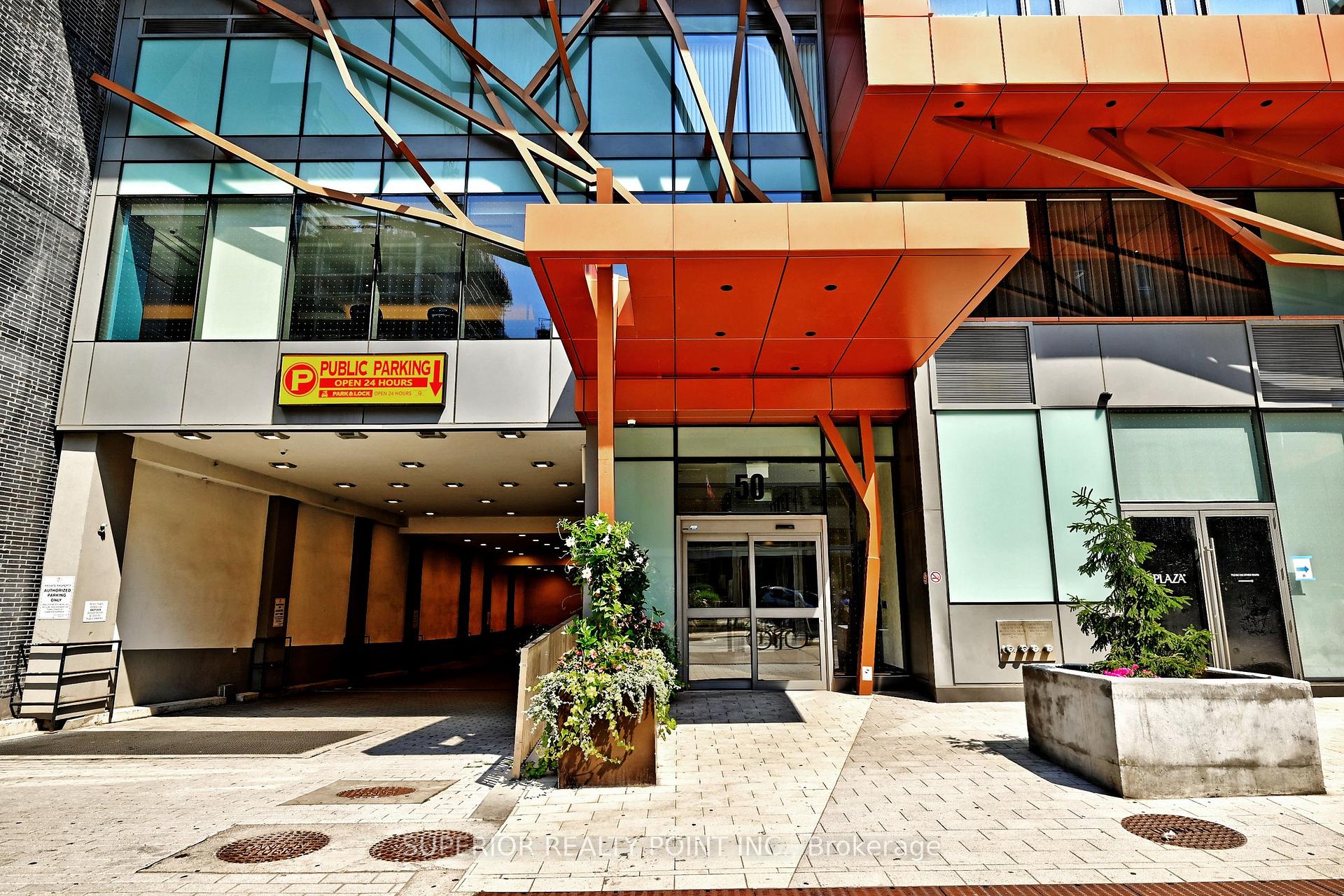 Photo 2 of Unit 704, 50 Wellesley Street E, Toronto, Church-Yonge Corridor — HOMEH