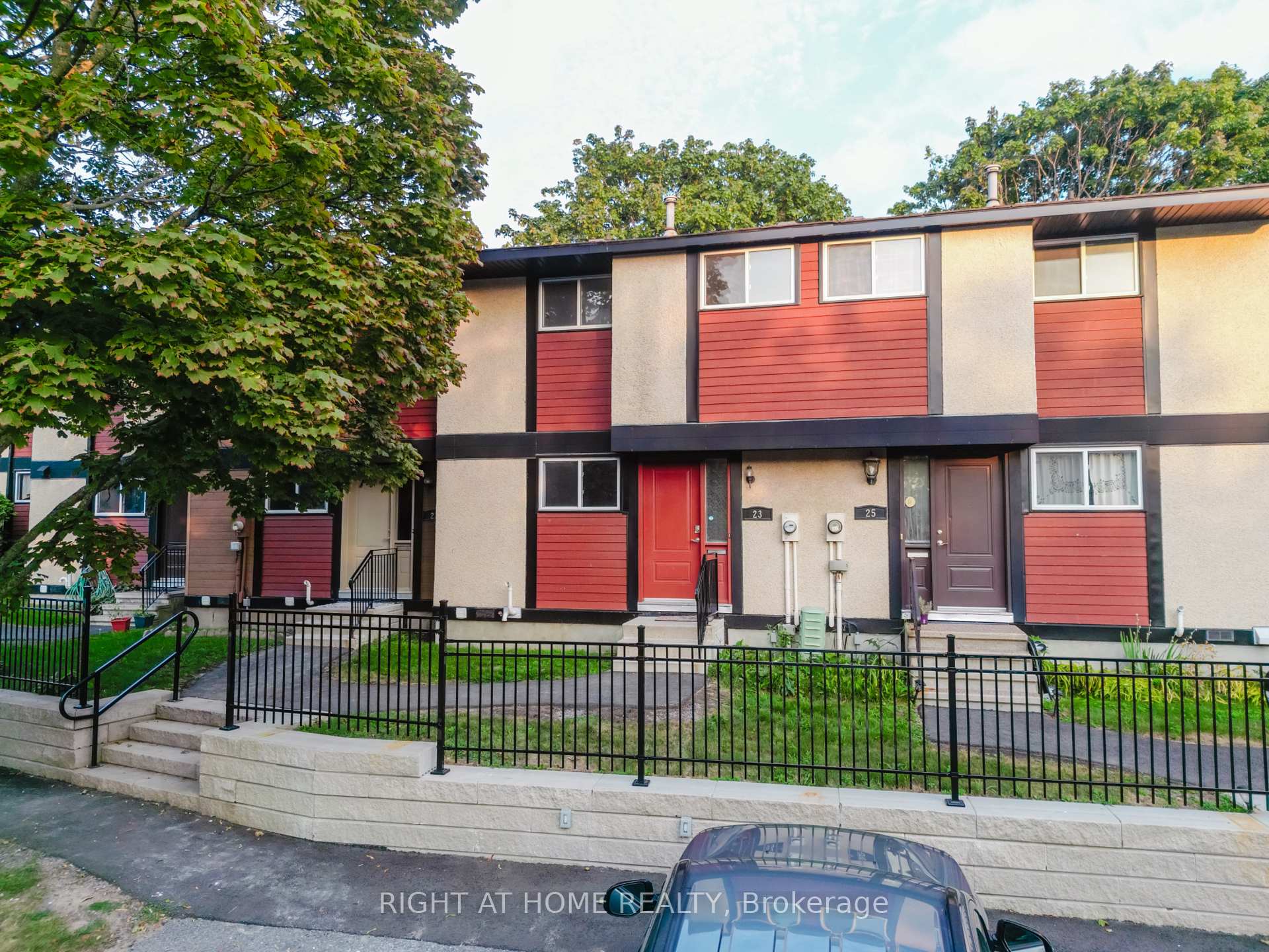 Front of Unit 102, 23 Mcclintock Way