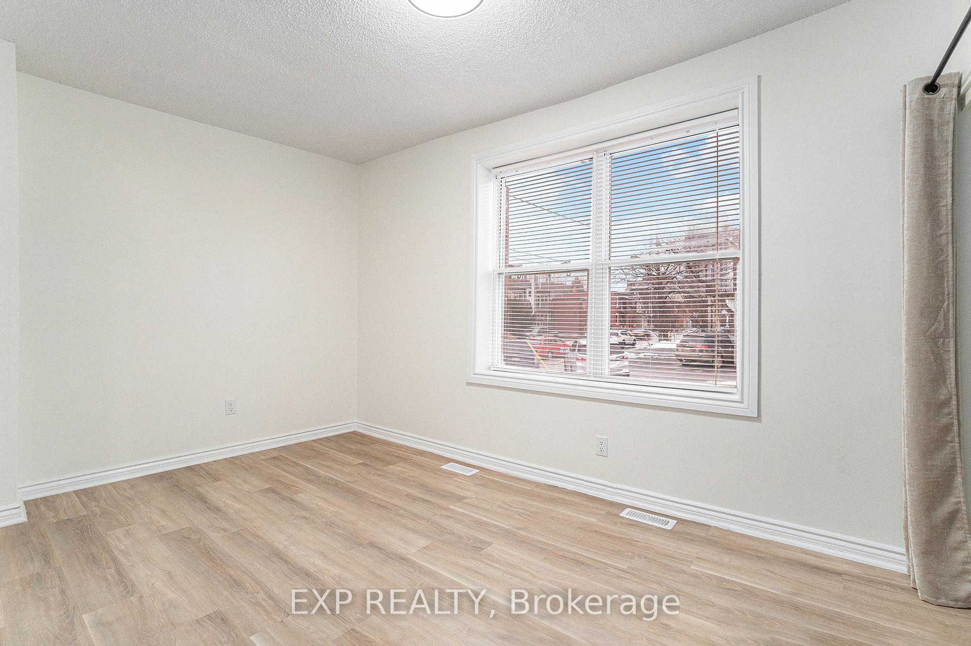 Photo 8 of Unit 2, 448 Cambridge Street S, Ottawa, West Centre Town — HOMEH