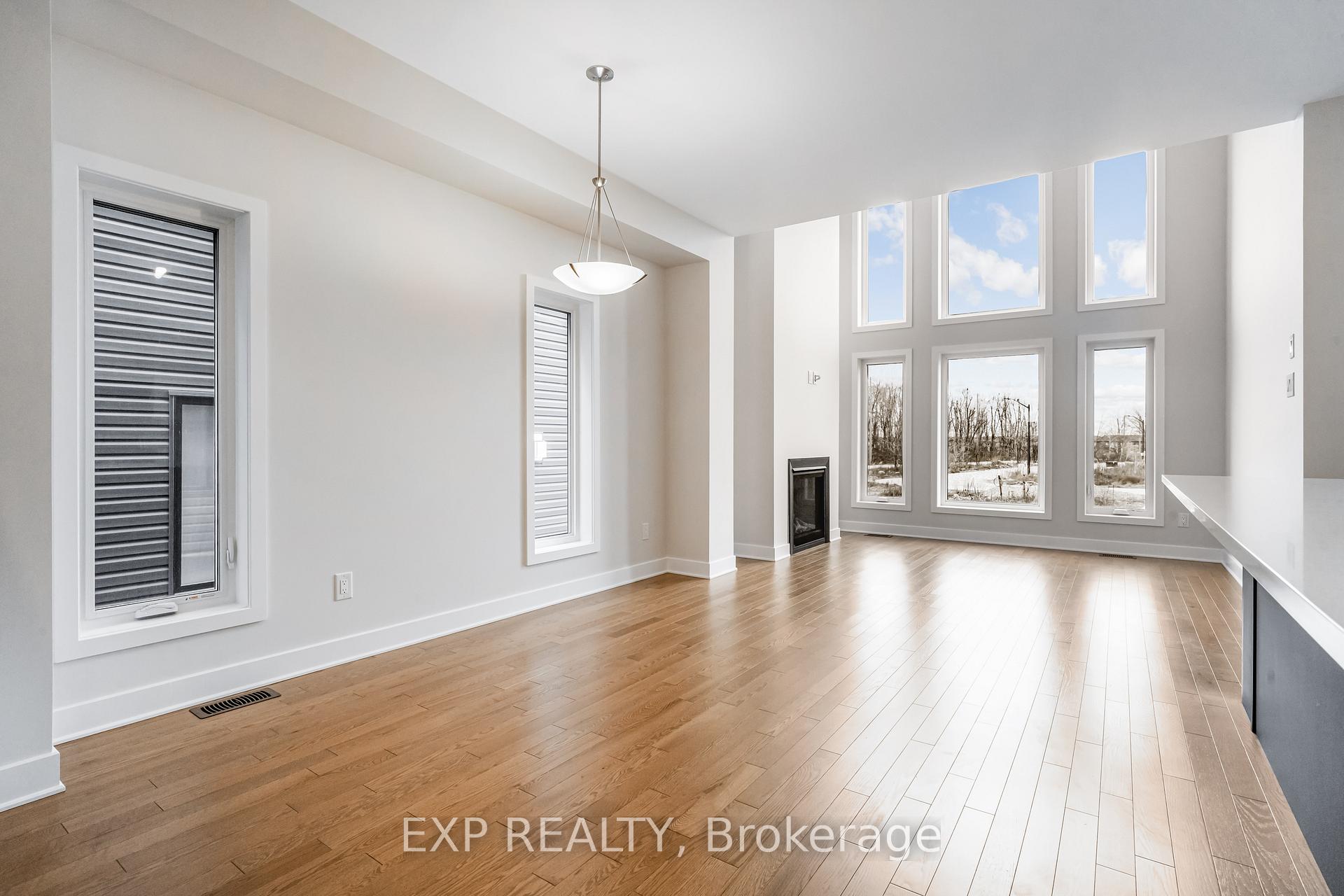 Photo 4 of 109 Rockmelon Street, Ottawa, Riverside South/Gloucester Glen — HOMEH