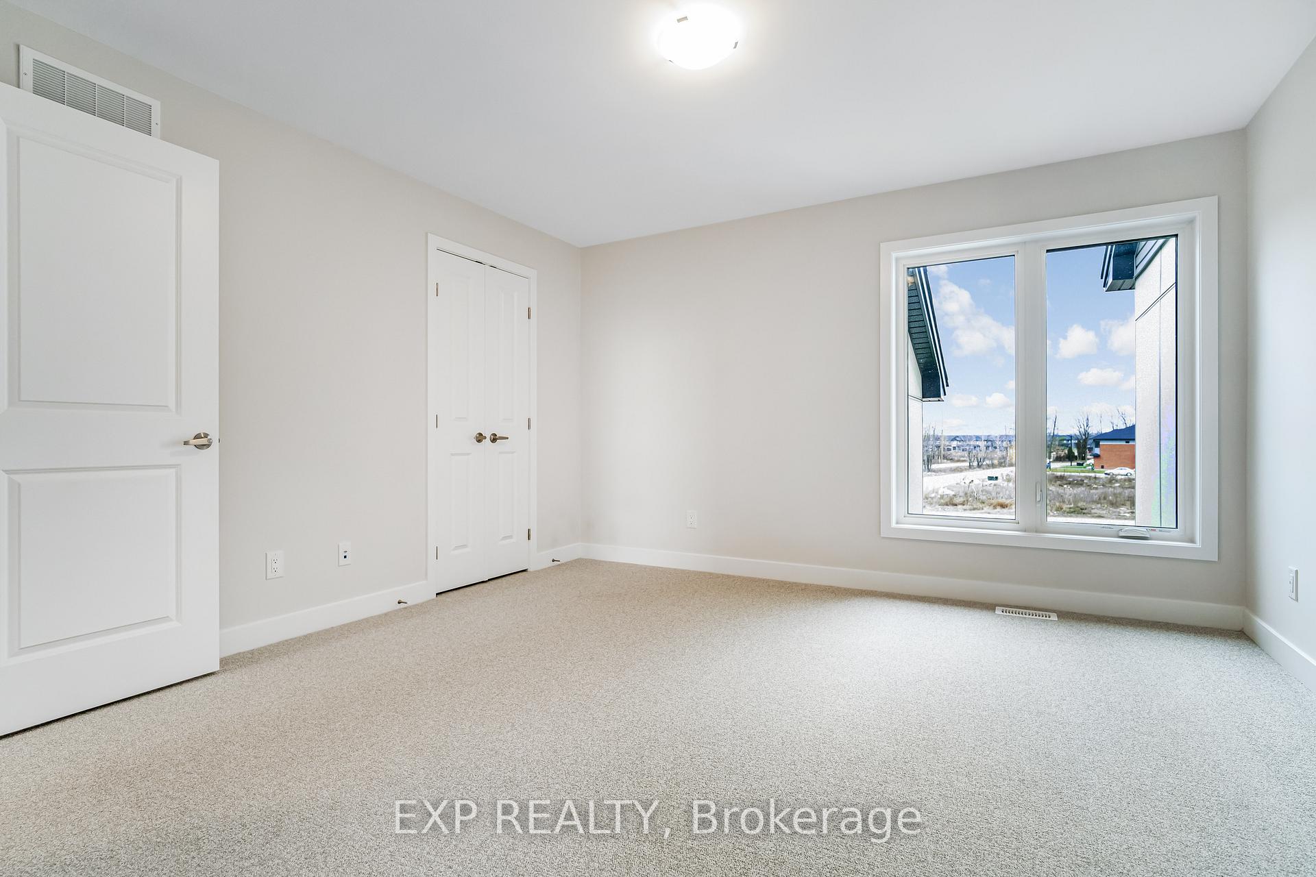 Photo 13 of 109 Rockmelon Street, Ottawa, Riverside South/Gloucester Glen — HOMEH