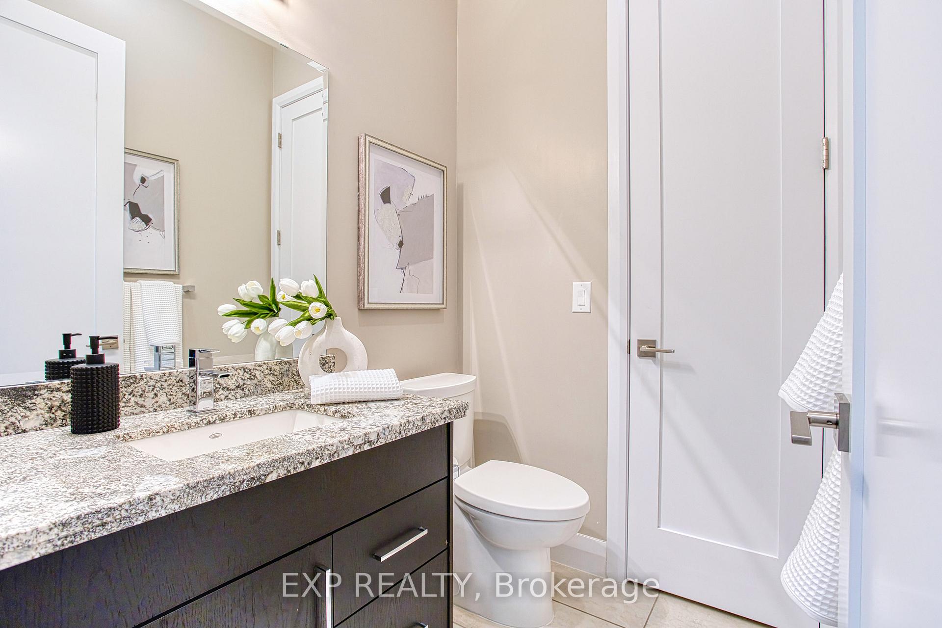 Photo 3 of Unit 615, 101 Locke Street S, Hamilton, Kirkendall — HOMEH