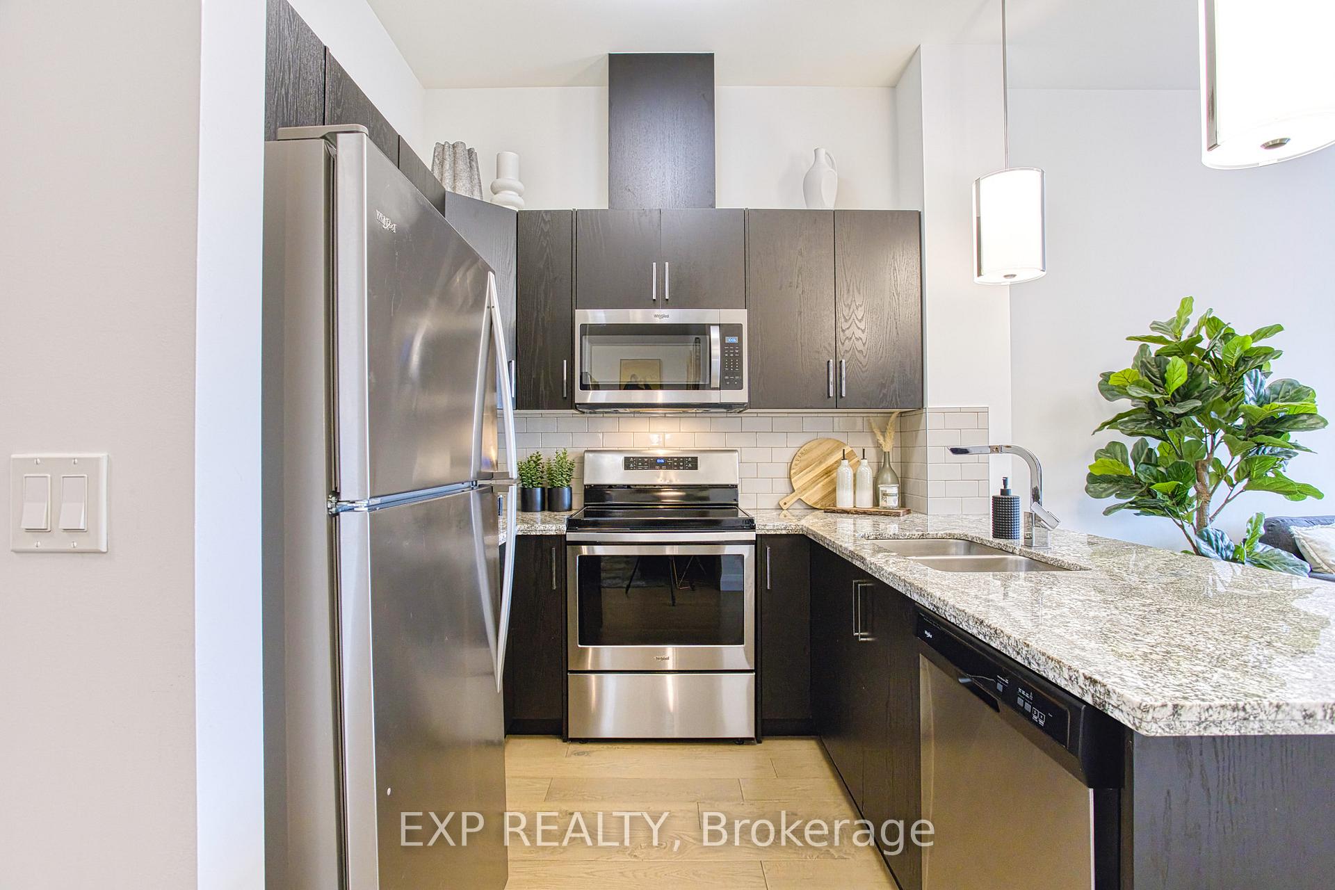 Photo 9 of Unit 615, 101 Locke Street S, Hamilton, Kirkendall — HOMEH