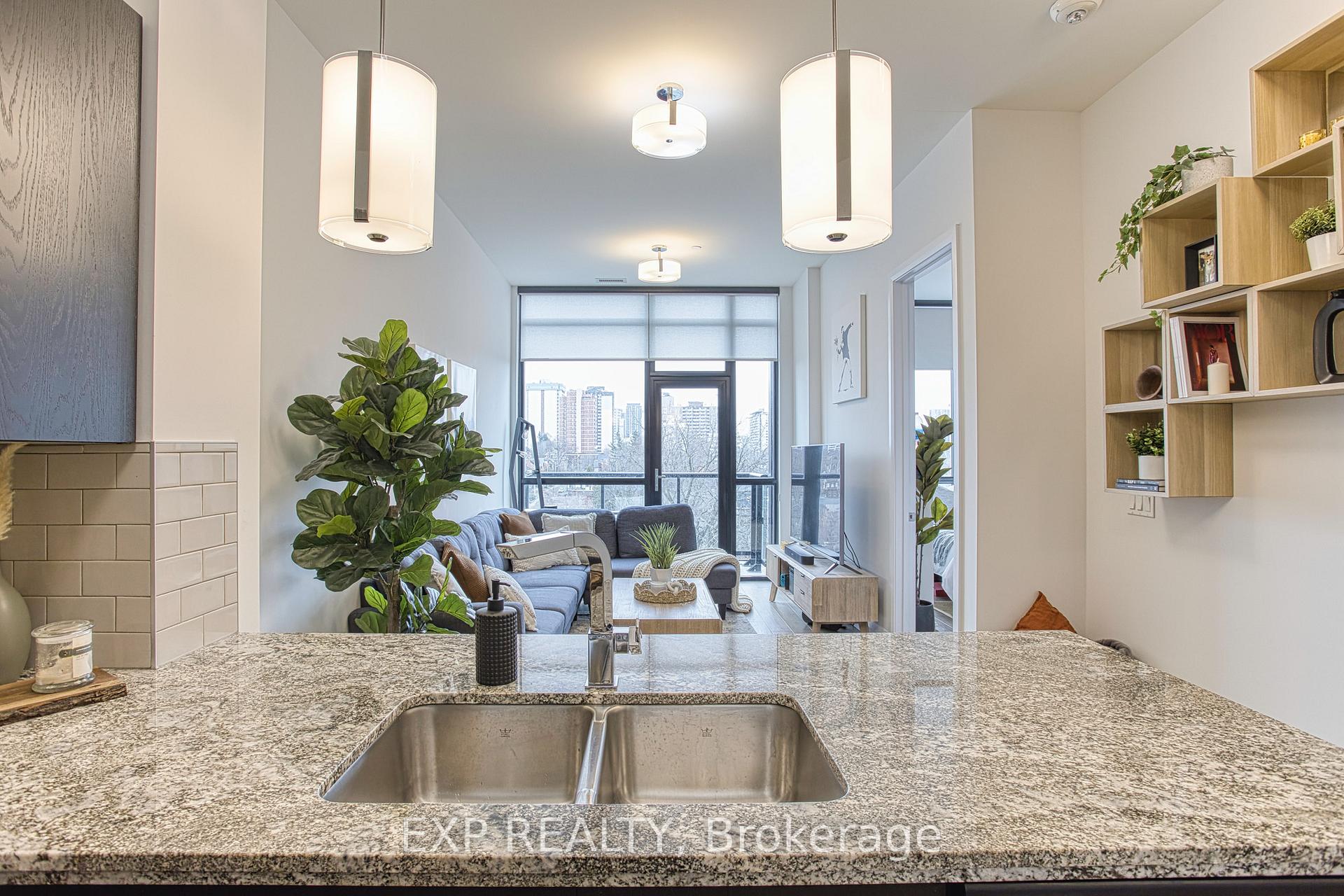 Photo 10 of Unit 615, 101 Locke Street S, Hamilton, Kirkendall — HOMEH