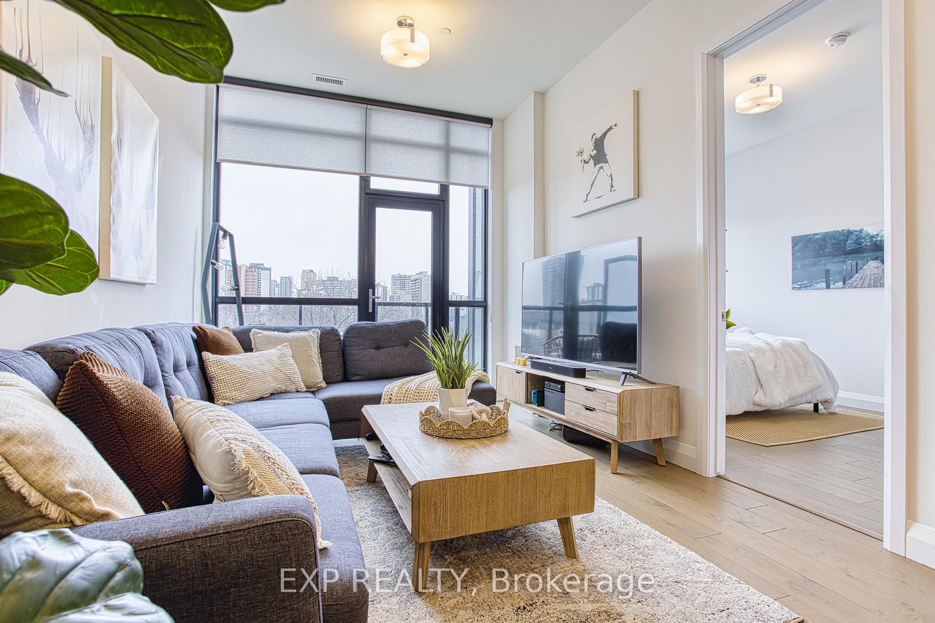 Photo 14 of Unit 615, 101 Locke Street S, Hamilton, Kirkendall — HOMEH