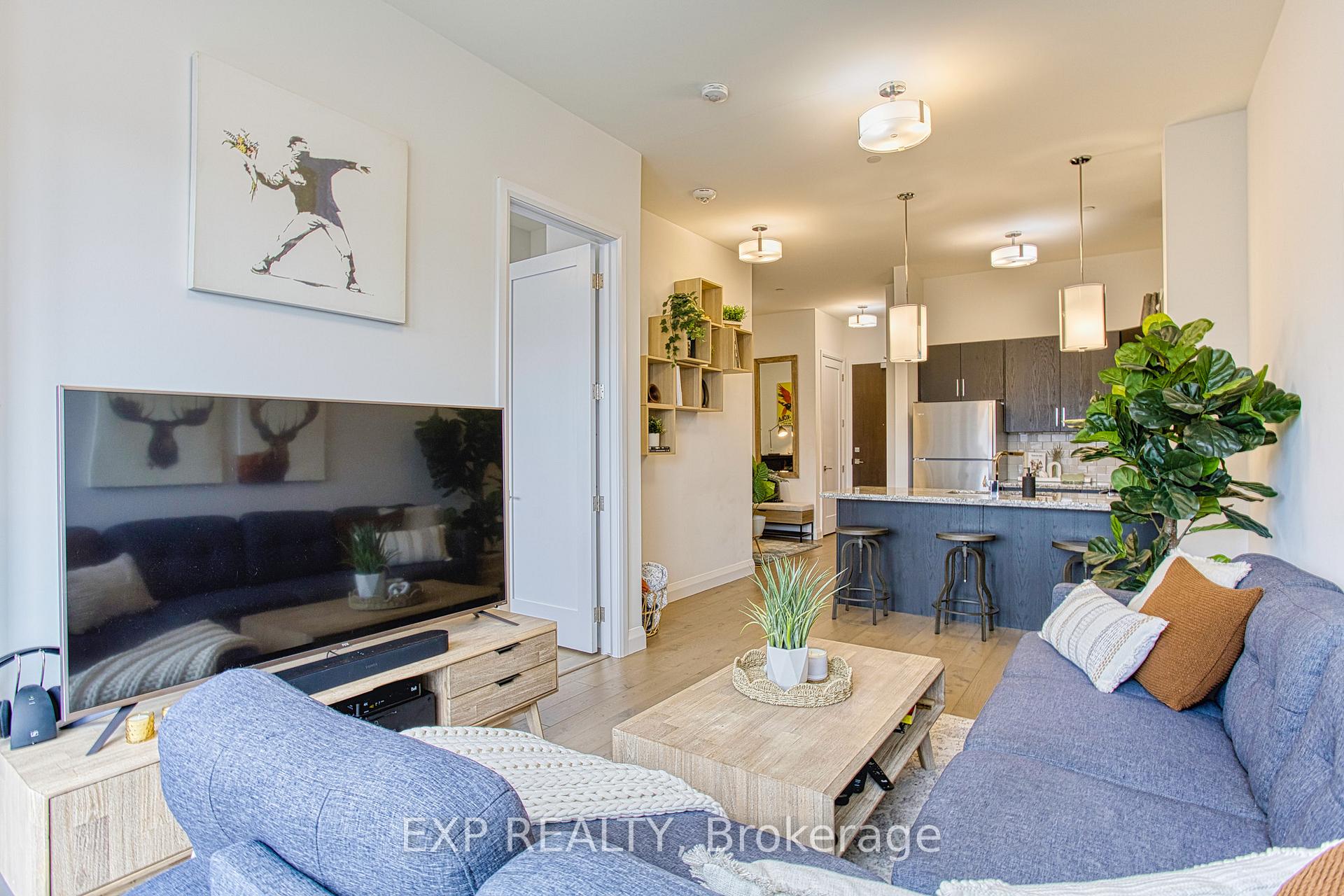 Photo 16 of Unit 615, 101 Locke Street S, Hamilton, Kirkendall — HOMEH