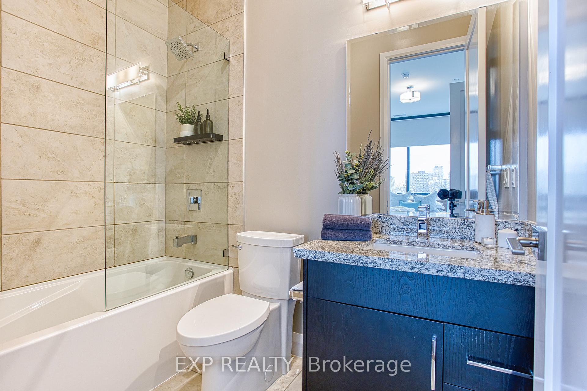 Photo 21 of Unit 615, 101 Locke Street S, Hamilton, Kirkendall — HOMEH