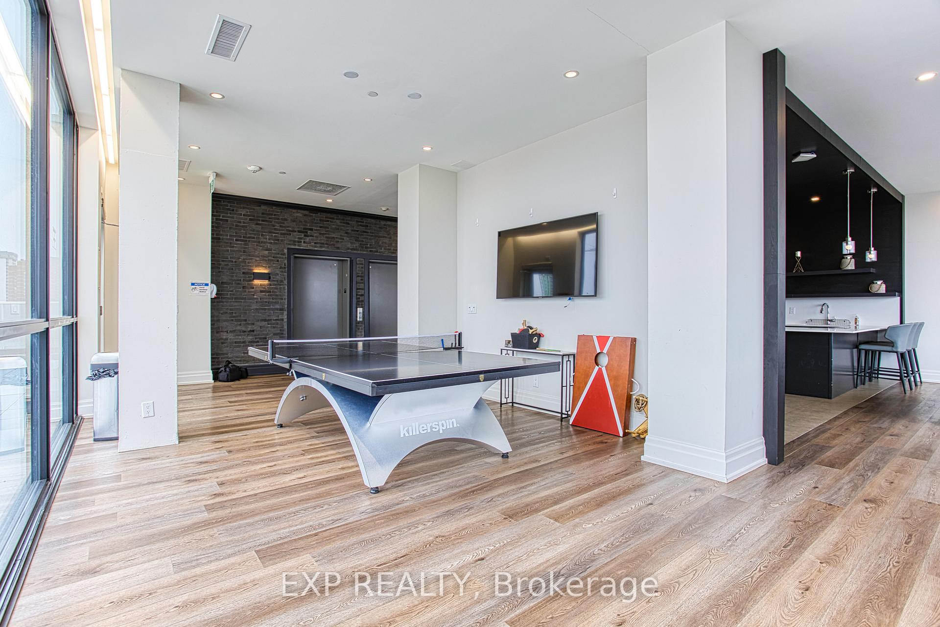 Photo 31 of Unit 615, 101 Locke Street S, Hamilton, Kirkendall — HOMEH