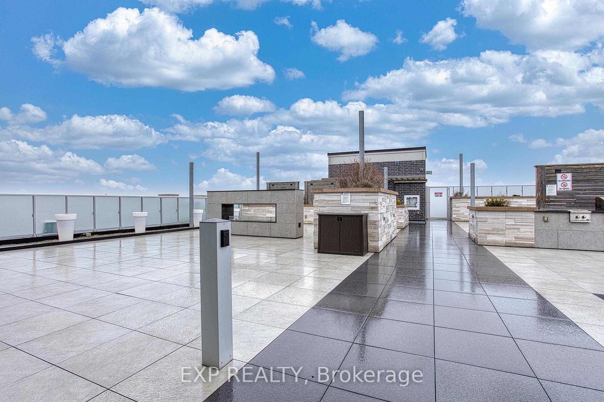 Photo 35 of Unit 615, 101 Locke Street S, Hamilton, Kirkendall — HOMEH