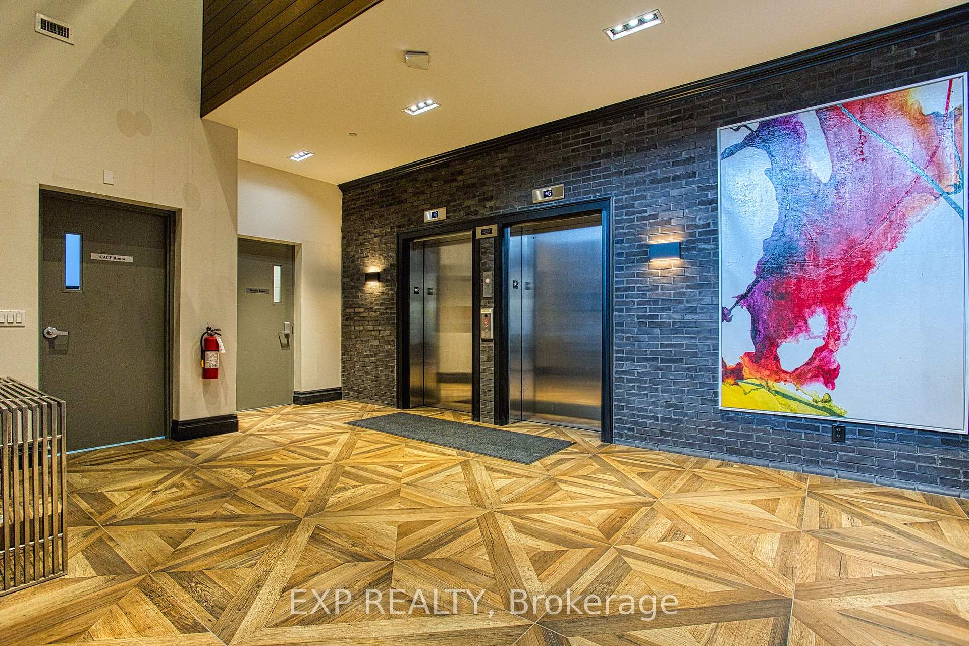 Photo 40 of Unit 615, 101 Locke Street S, Hamilton, Kirkendall — HOMEH
