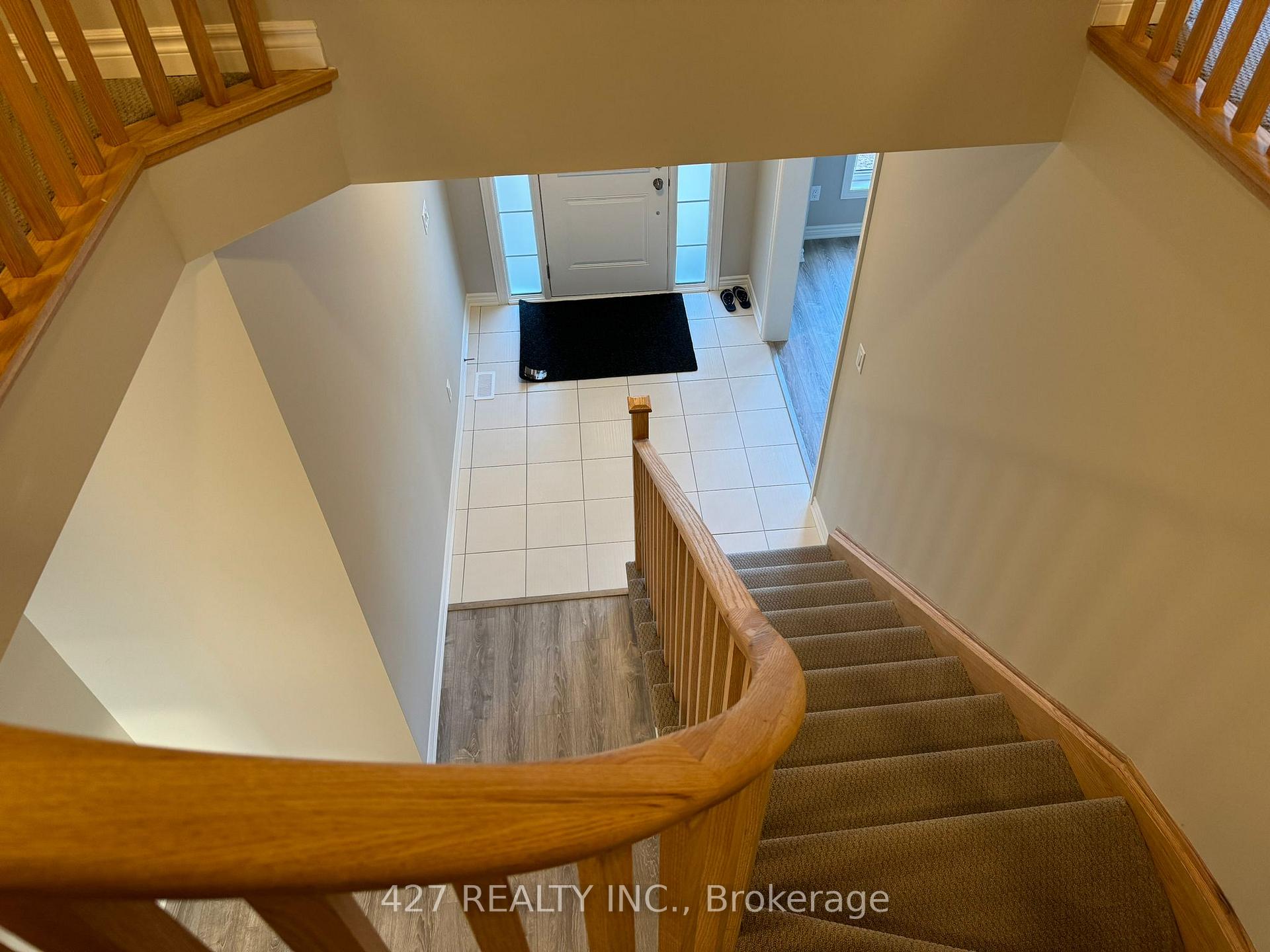Photo 6 of 216 Clipper Drive N, Clearview, Stayner — HOMEH