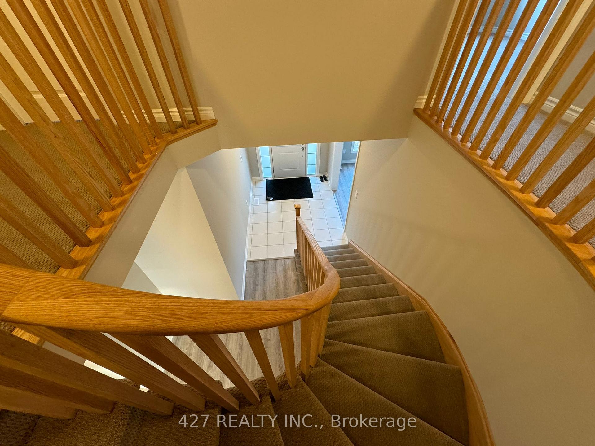 Photo 5 of 216 Clipper Drive N, Clearview, Stayner — HOMEH
