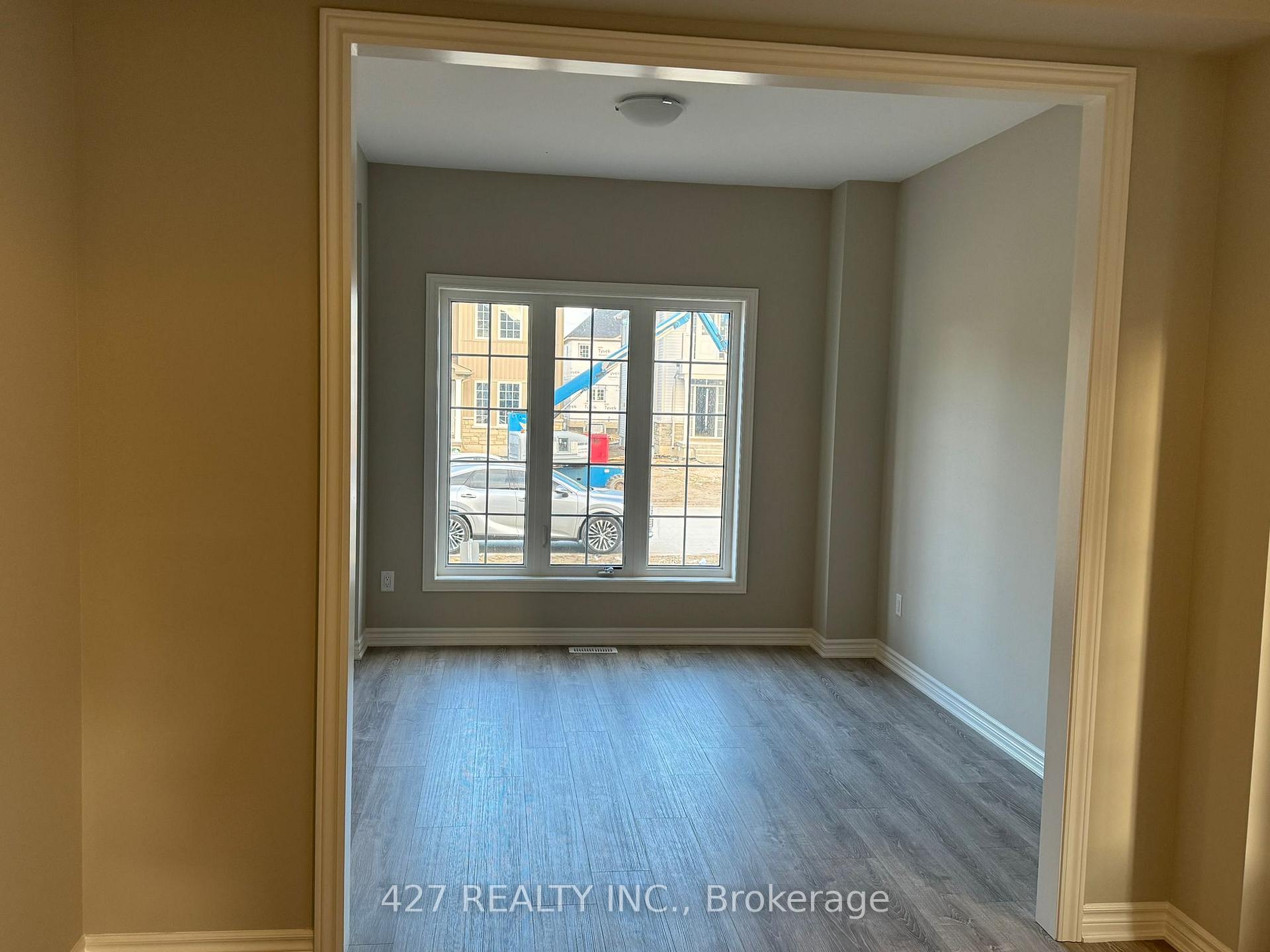 Photo 19 of 216 Clipper Drive N, Clearview, Stayner — HOMEH