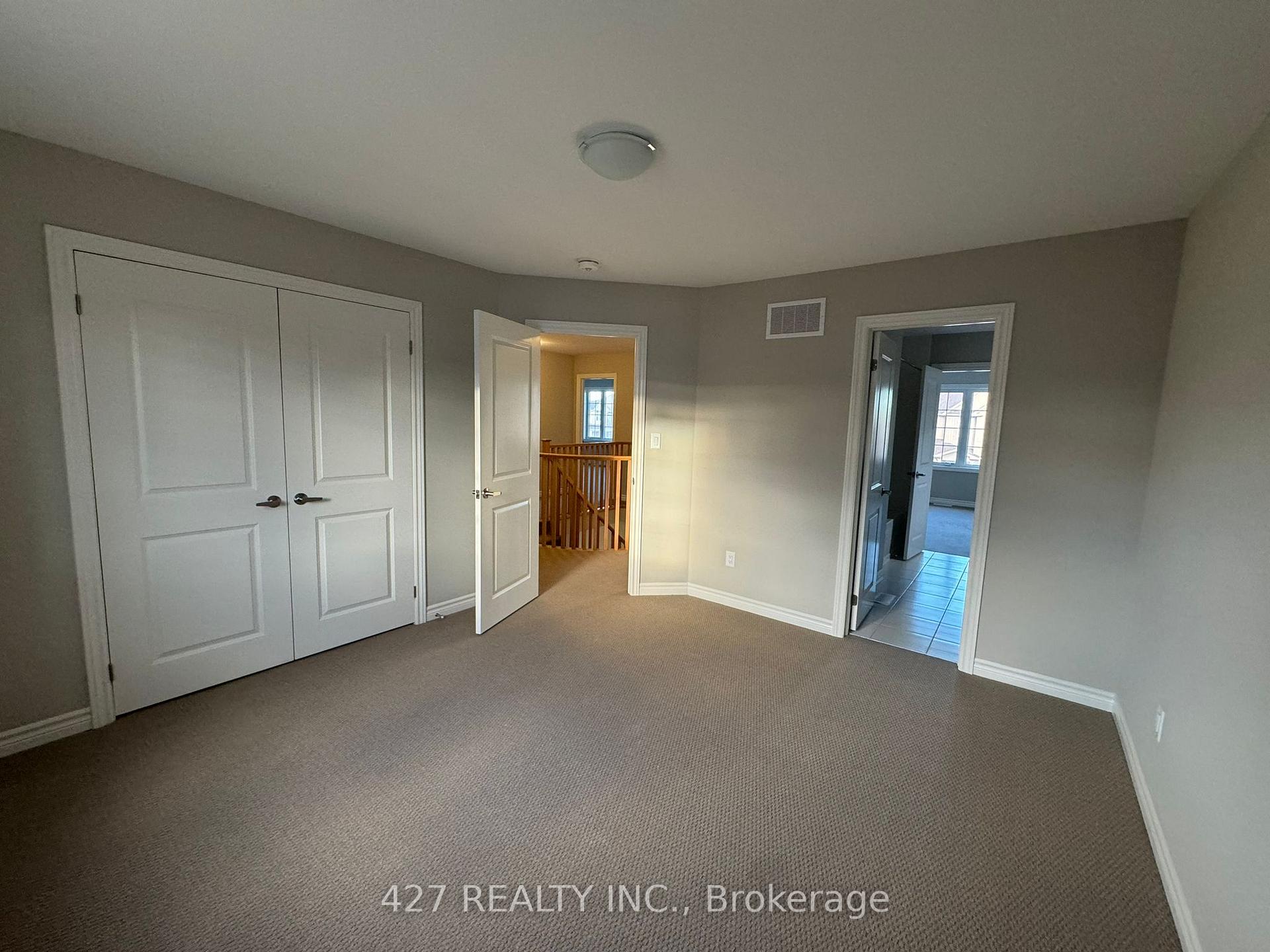 Photo 26 of 216 Clipper Drive N, Clearview, Stayner — HOMEH