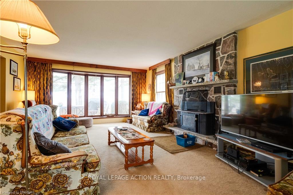 Photo 10 of 63 Mclean School Road, Brant, South Dumfries — HOMEH