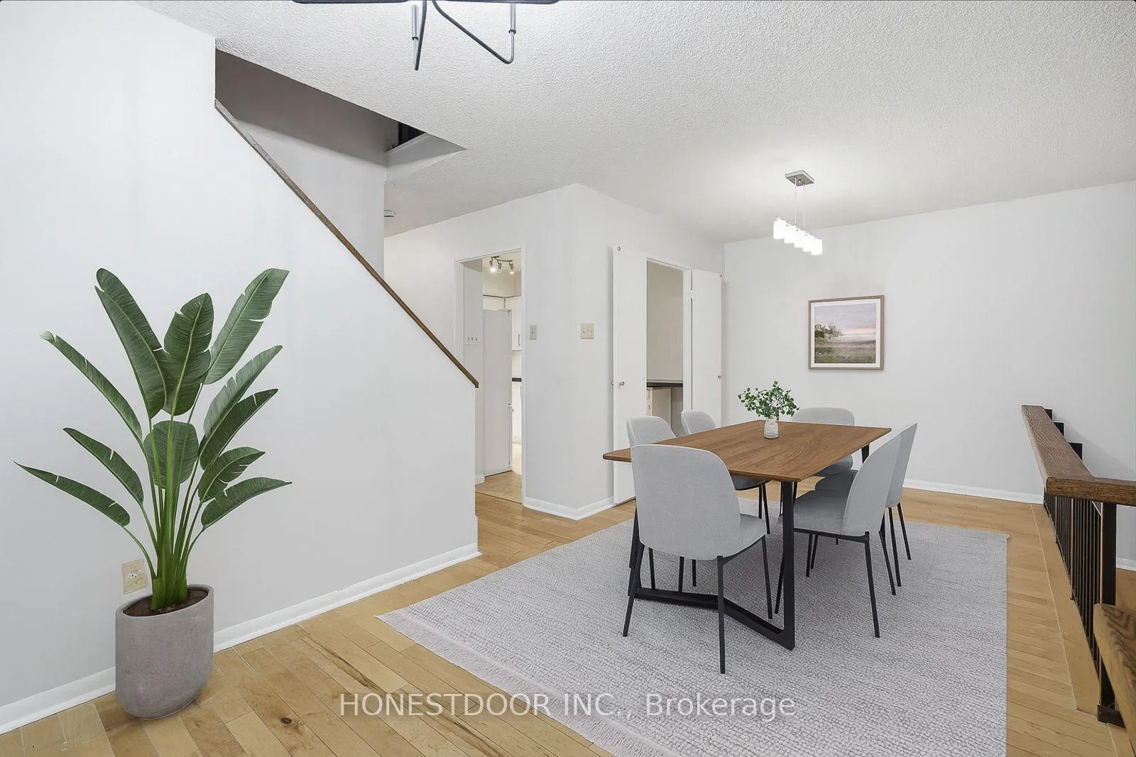 Photo 3 of Unit 312, 40 Sylvan Valleyway, Toronto, Bedford Park-Nortown — HOMEH