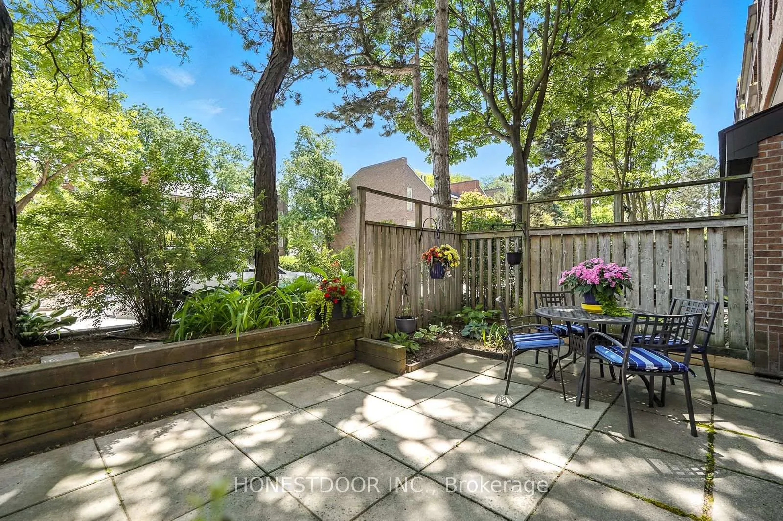 Photo 15 of Unit 312, 40 Sylvan Valleyway, Toronto, Bedford Park-Nortown — HOMEH
