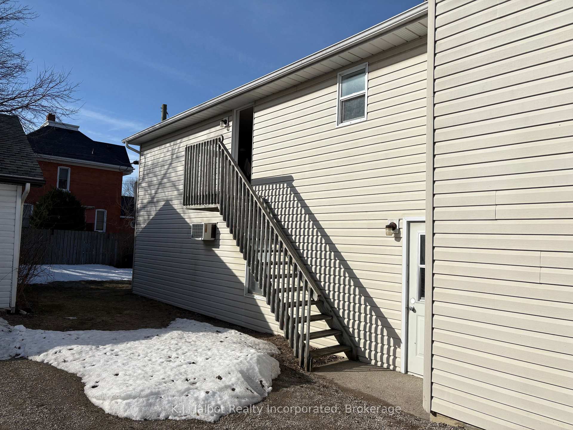 Photo 1 of Unit UNIT B, 53 West Street, Goderich, Goderich (Town) — HOMEH