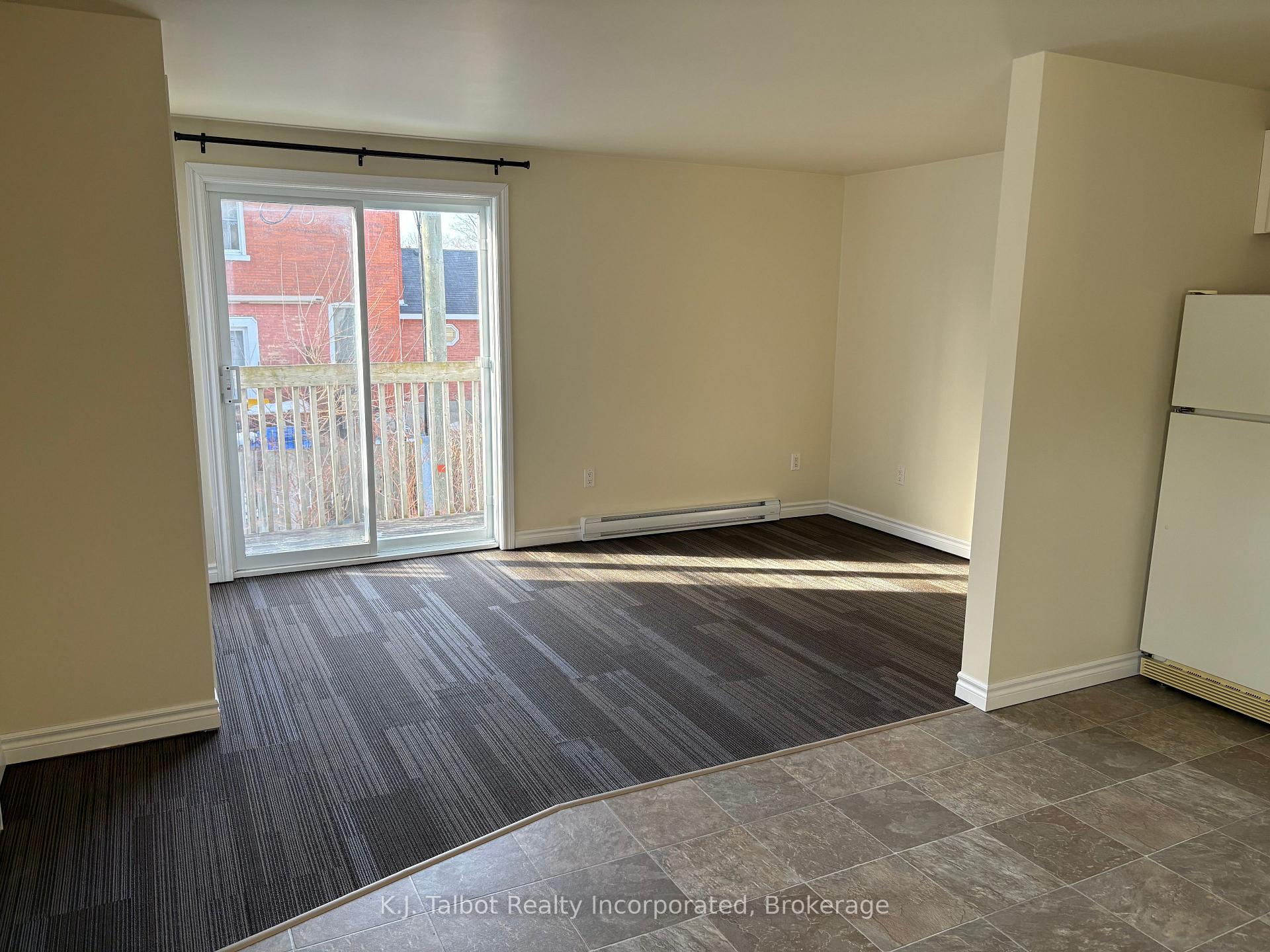 Photo 3 of Unit UNIT B, 53 West Street, Goderich, Goderich (Town) — HOMEH