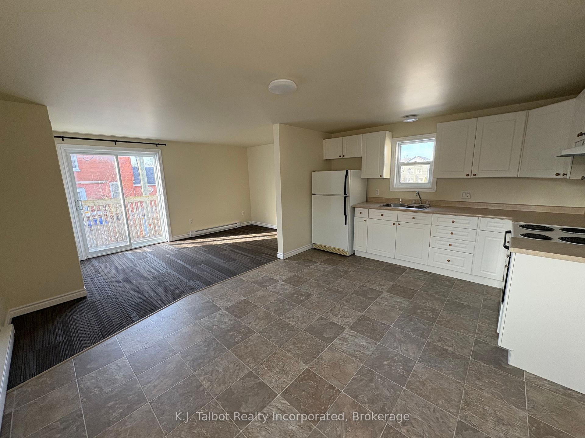 Photo 5 of Unit UNIT B, 53 West Street, Goderich, Goderich (Town) — HOMEH