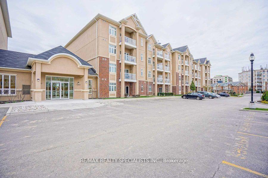 Front of Unit 310, 1360 Costigan Road