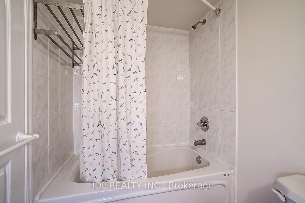 Photo 7 of Unit 823, 109 Front Street E, Toronto, Waterfront Communities — HOMEH