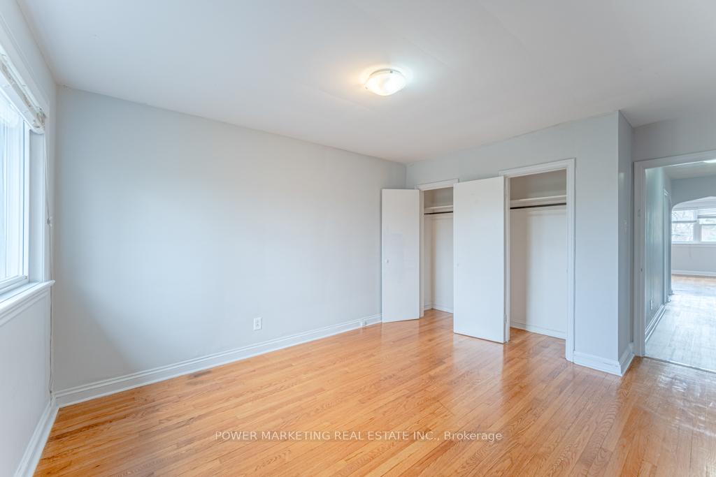 Photo 15 of Unit 3, 679 Roosevelt Avenue, Ottawa, Laurentianview — HOMEH