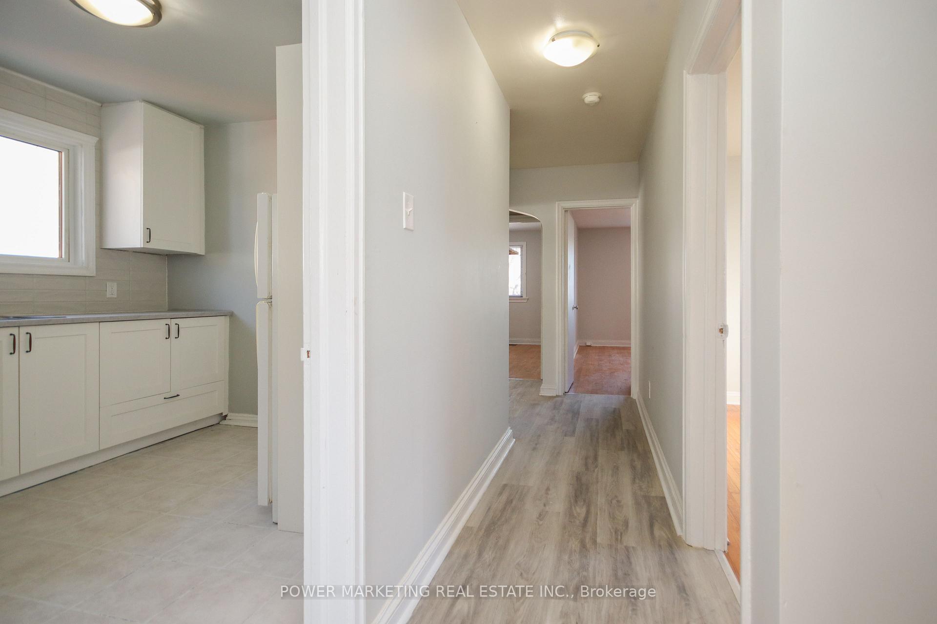 Photo 20 of Unit 3, 679 Roosevelt Avenue, Ottawa, Laurentianview — HOMEH