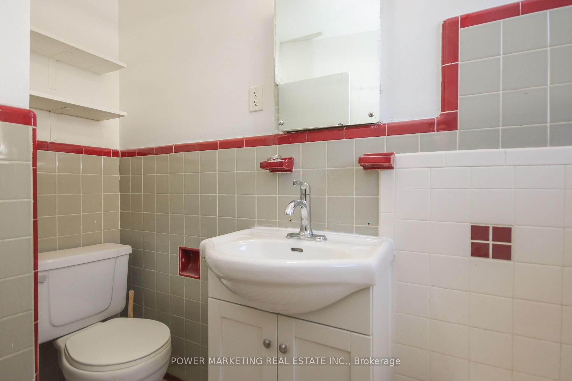 Photo 34 of Unit 3, 679 Roosevelt Avenue, Ottawa, Laurentianview — HOMEH