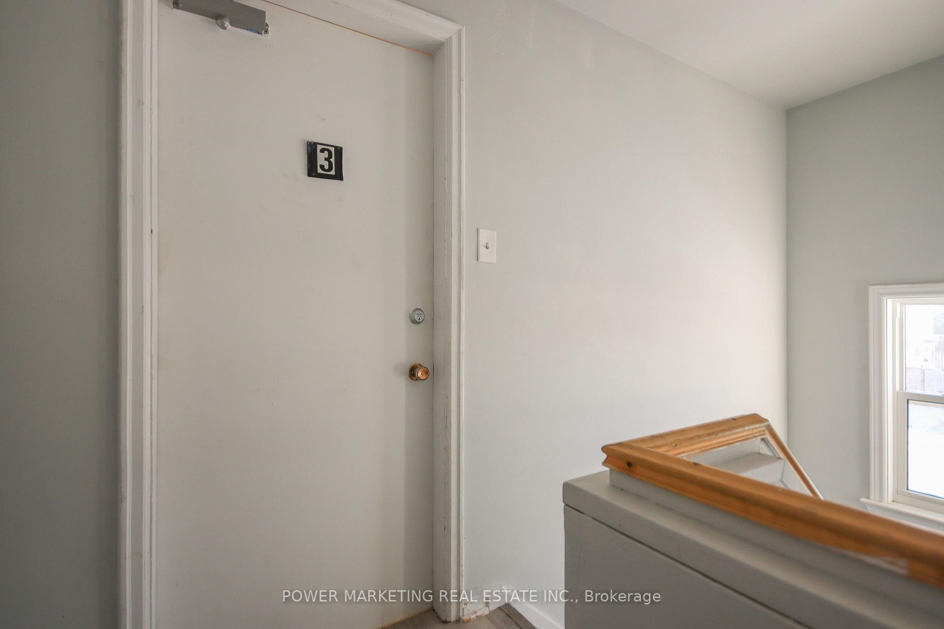 Photo 36 of Unit 3, 679 Roosevelt Avenue, Ottawa, Laurentianview — HOMEH