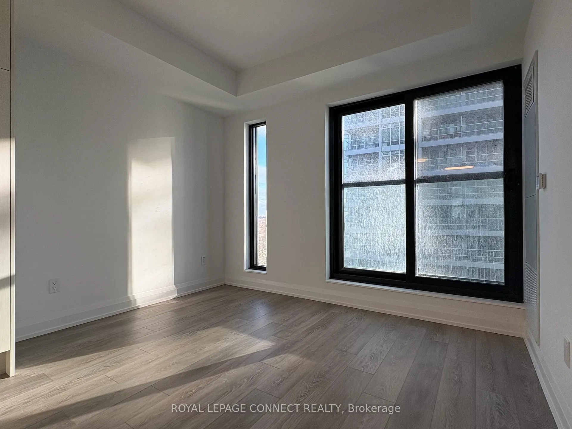 Photo 11 of Unit 2010, 20 Soudan Avenue, Toronto, Mount Pleasant West — HOMEH