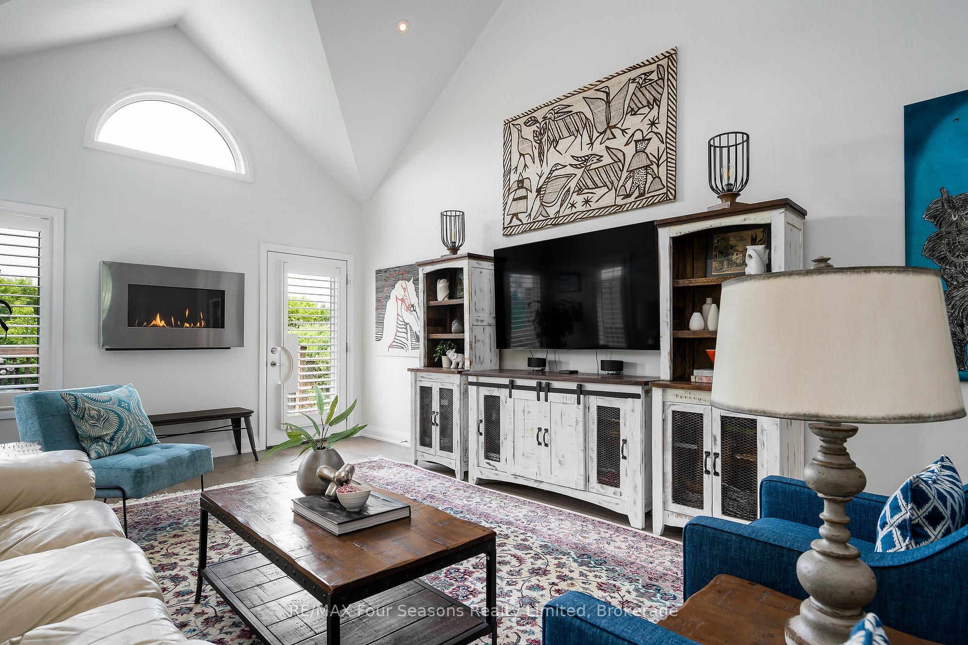 Photo 17 of 30 Kari Crescent, Collingwood — HOMEH