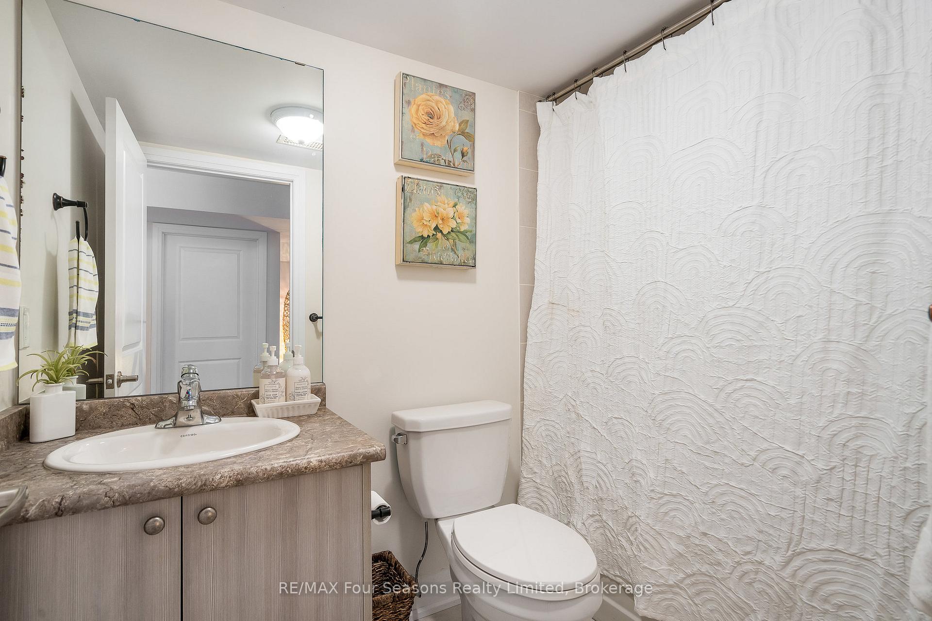Photo 25 of 30 Kari Crescent, Collingwood — HOMEH
