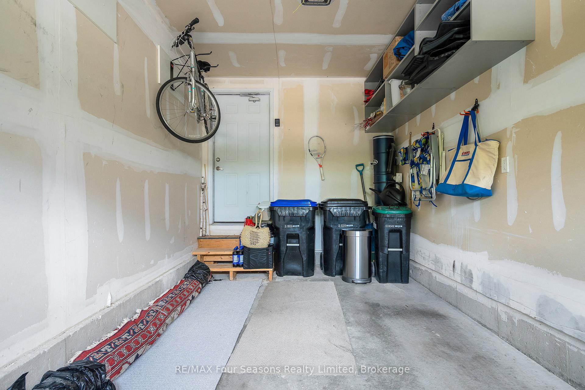 Photo 36 of 30 Kari Crescent, Collingwood — HOMEH