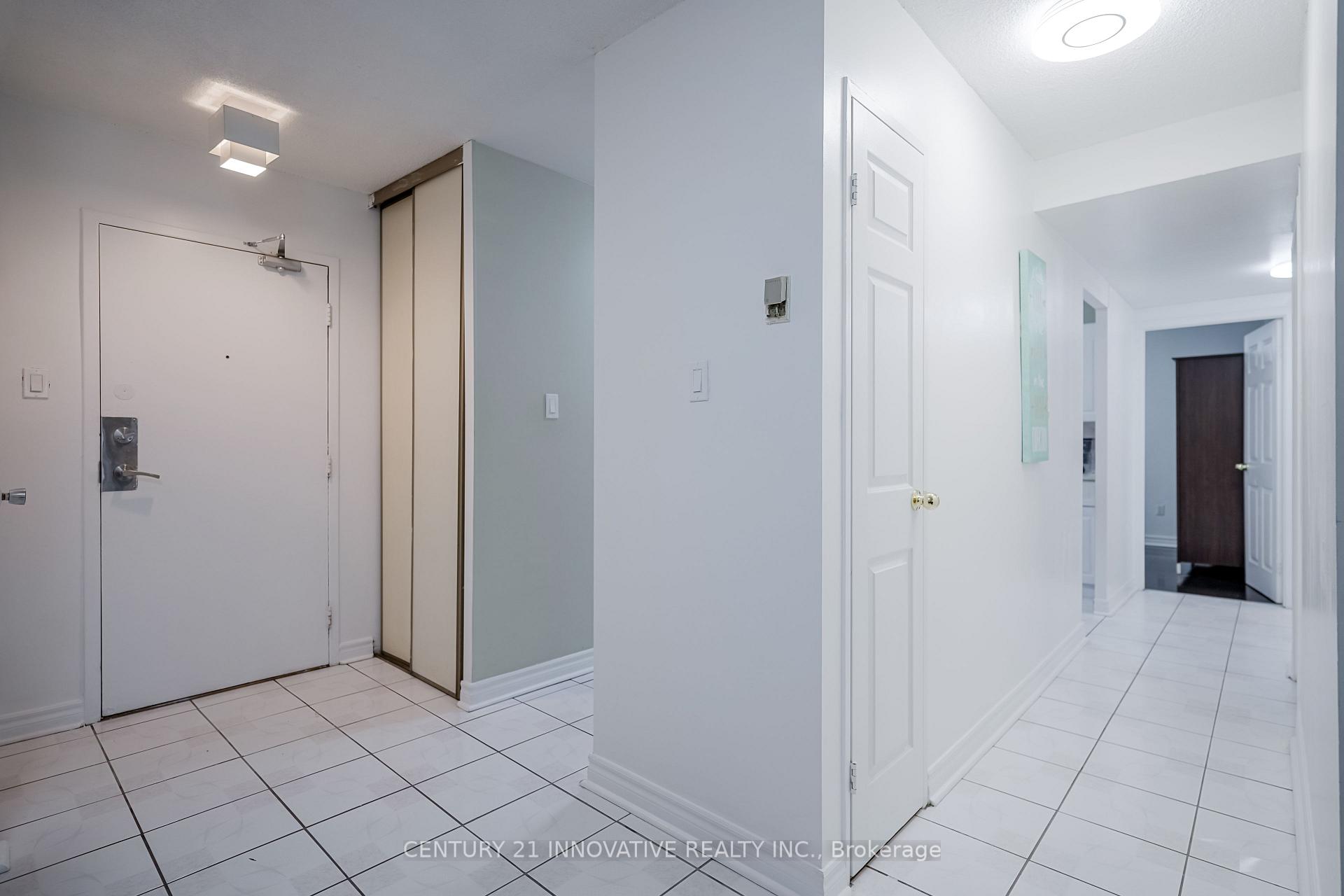 Photo 2 of Unit 511, 2050 Bridletowne Circle, Scarborough, L'Amoreaux — HOMEH
