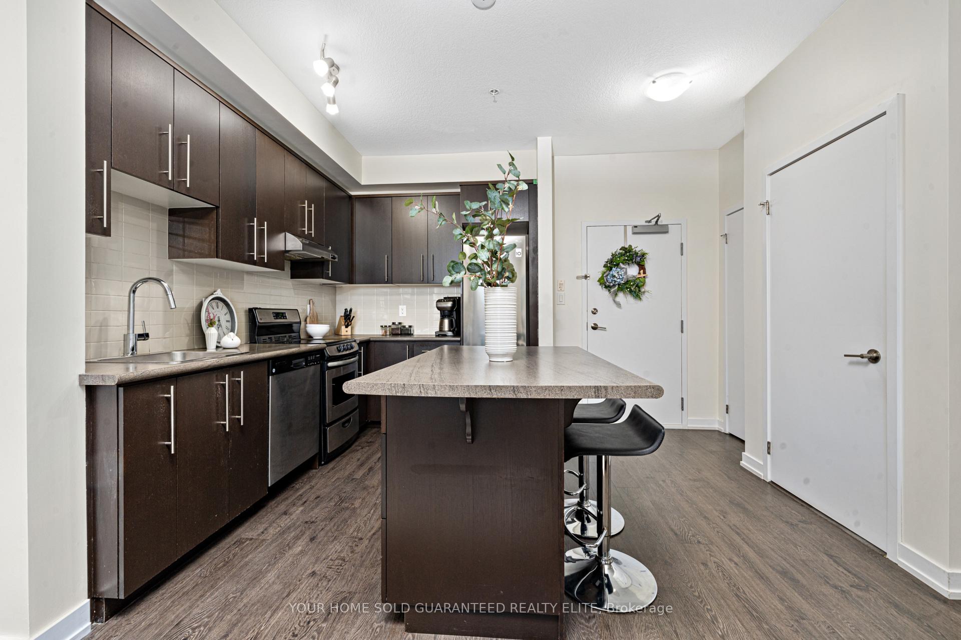 Photo 2 of Unit 202, 520 North Service Road, Grimsby, Grimsby Beach — HOMEH