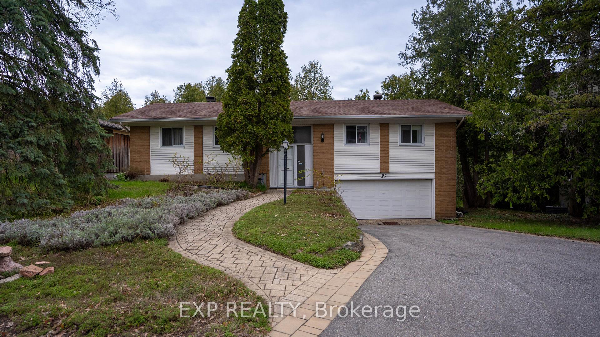 Photo 1 of 27 Commanche Drive, Ottawa, City View/Skyline/Fisher Heights/Parkwood Hills — HOMEH