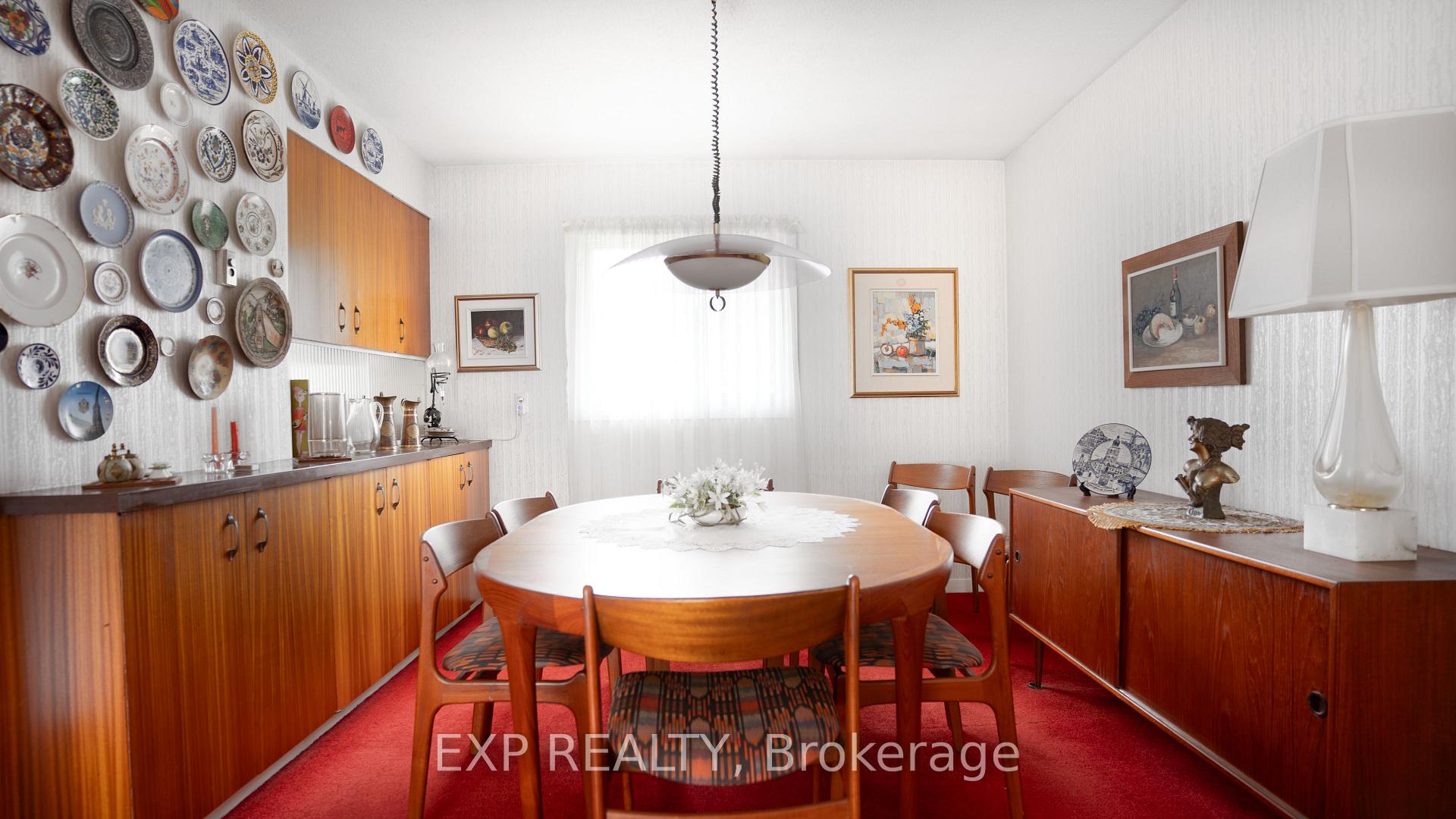 Photo 15 of 27 Commanche Drive, Ottawa, City View/Skyline/Fisher Heights/Parkwood Hills — HOMEH