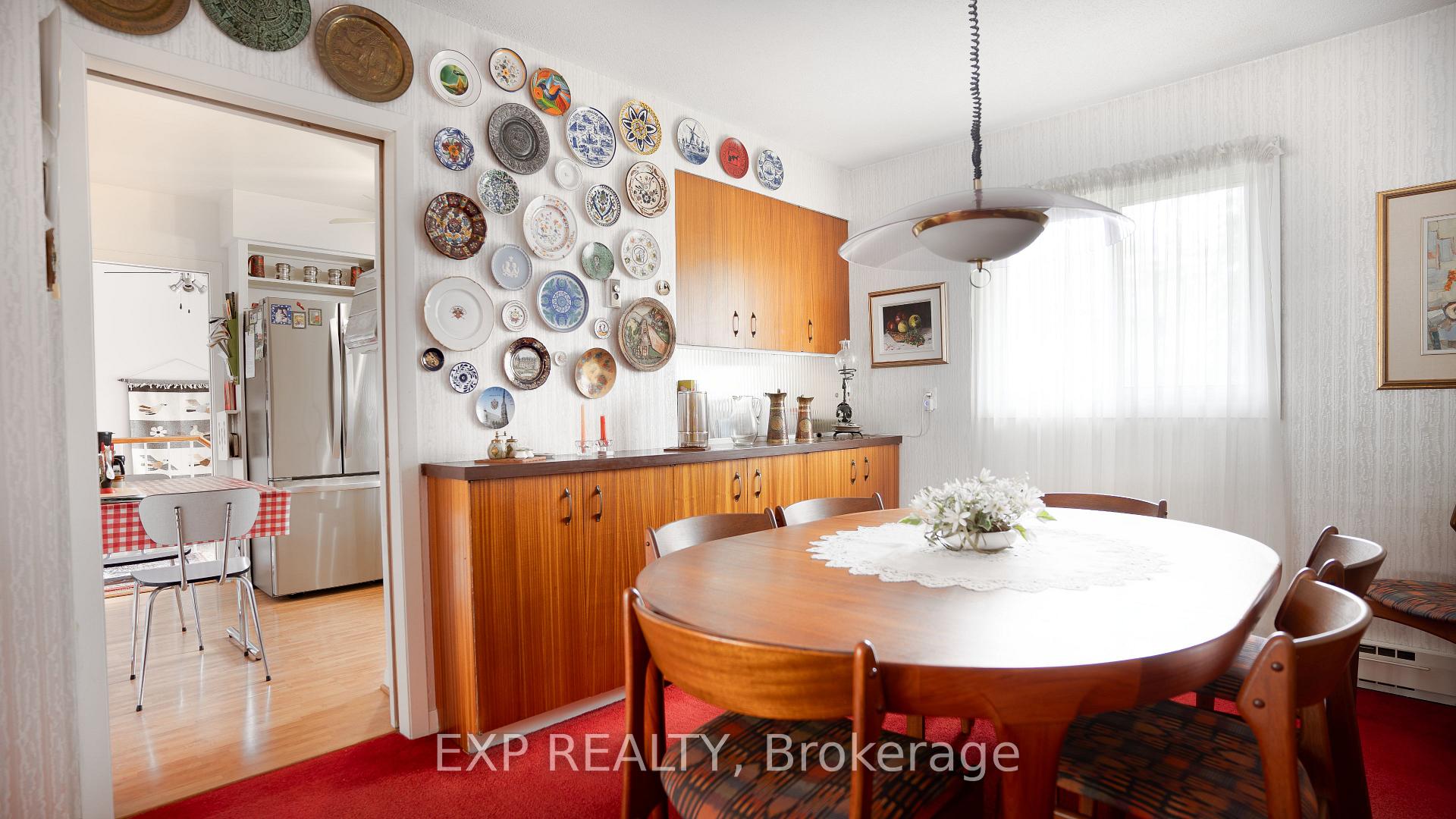 Photo 17 of 27 Commanche Drive, Ottawa, City View/Skyline/Fisher Heights/Parkwood Hills — HOMEH