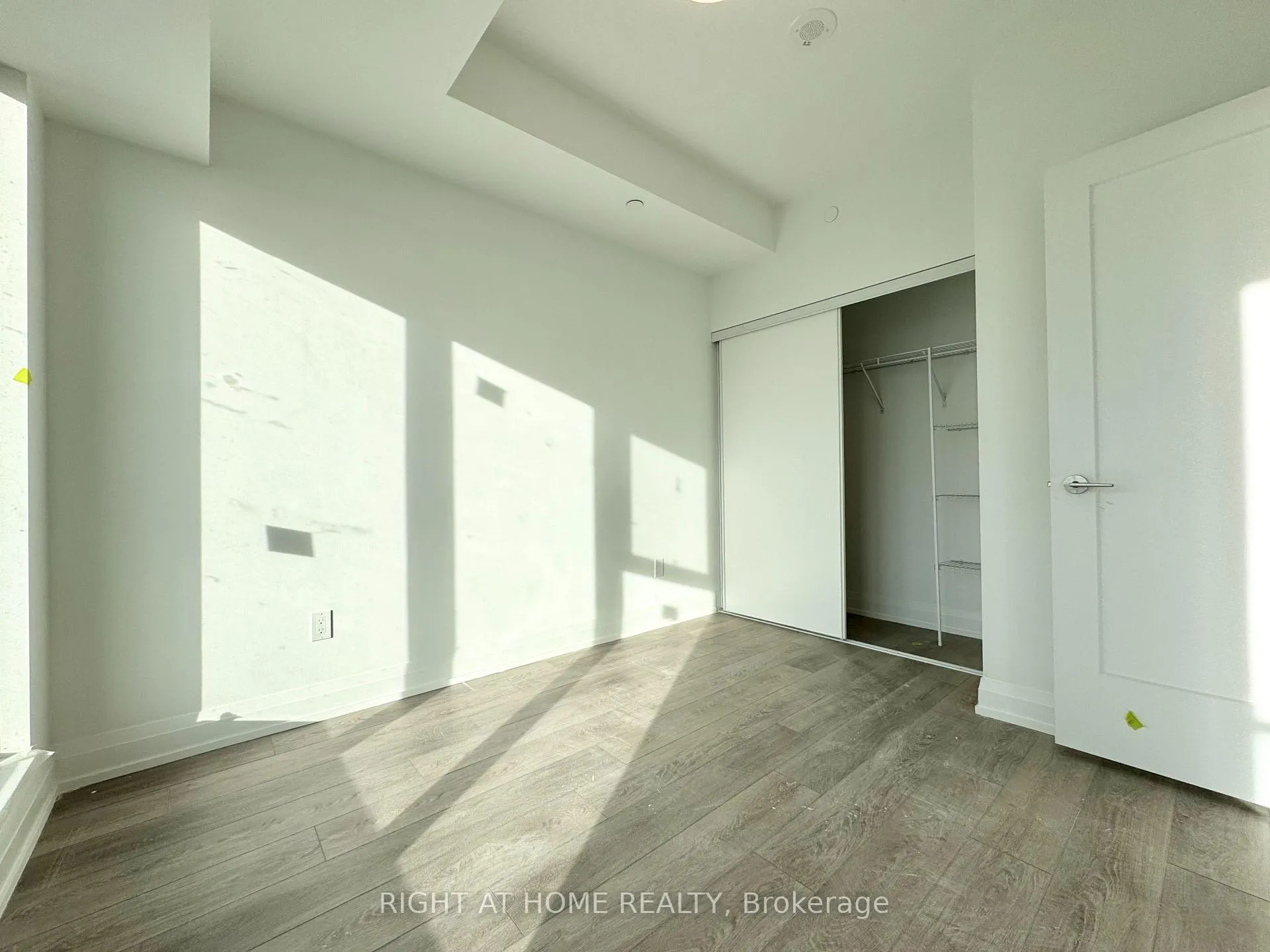 Photo 7 of Unit 3506, 20 Soudan Avenue, Toronto, Mount Pleasant West — HOMEH