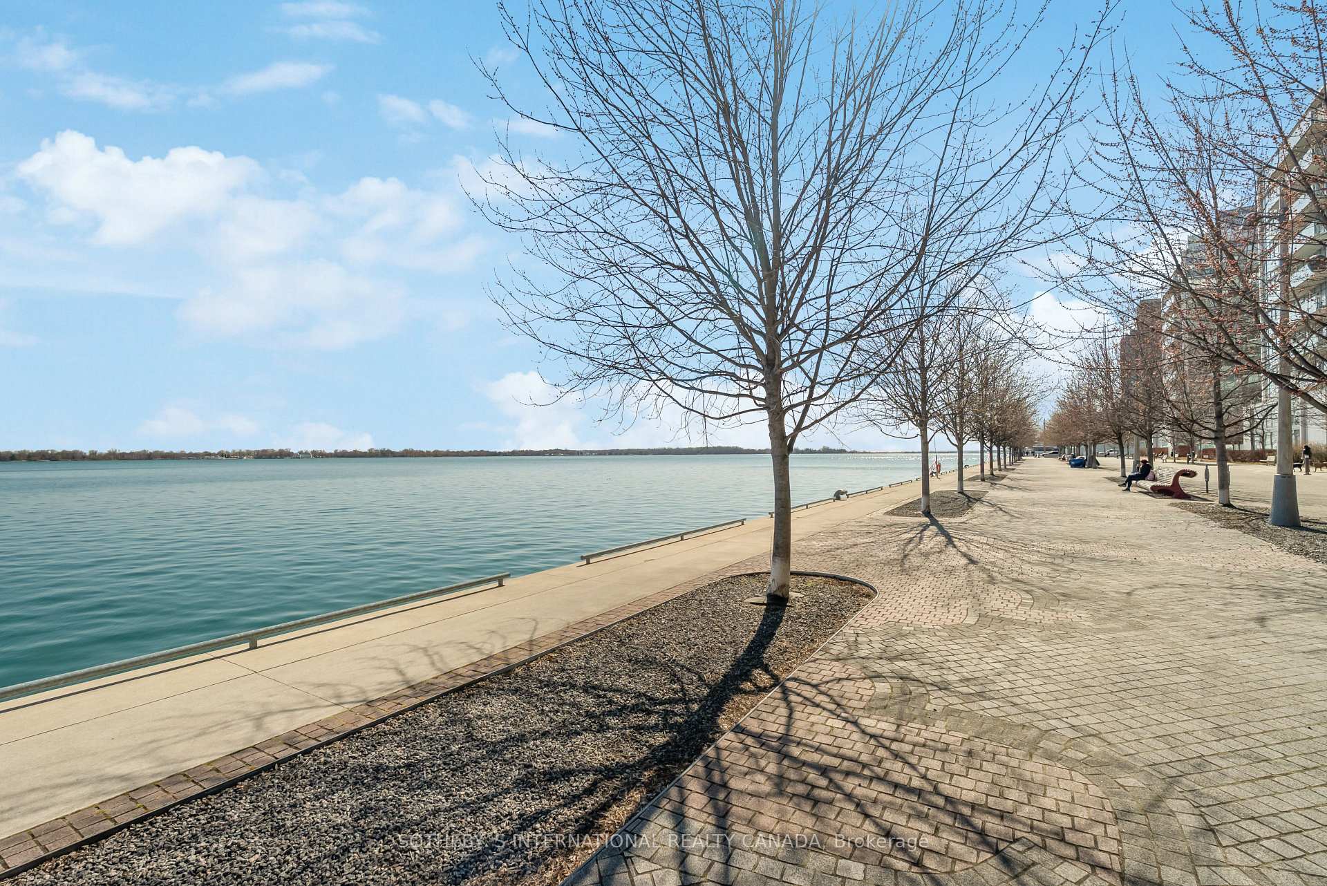 Photo 2 of Unit TH112, 39 Queens Quay E, Toronto, Waterfront Communities — HOMEH