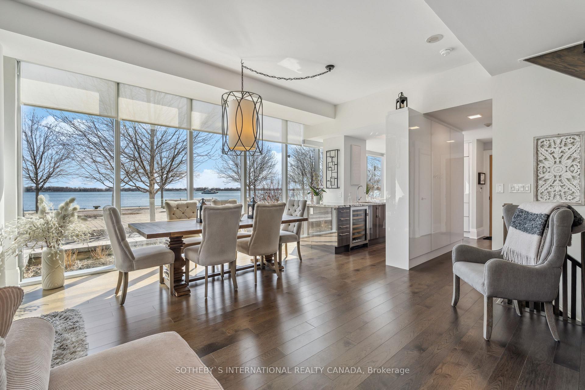 Photo 5 of Unit TH112, 39 Queens Quay E, Toronto, Waterfront Communities — HOMEH