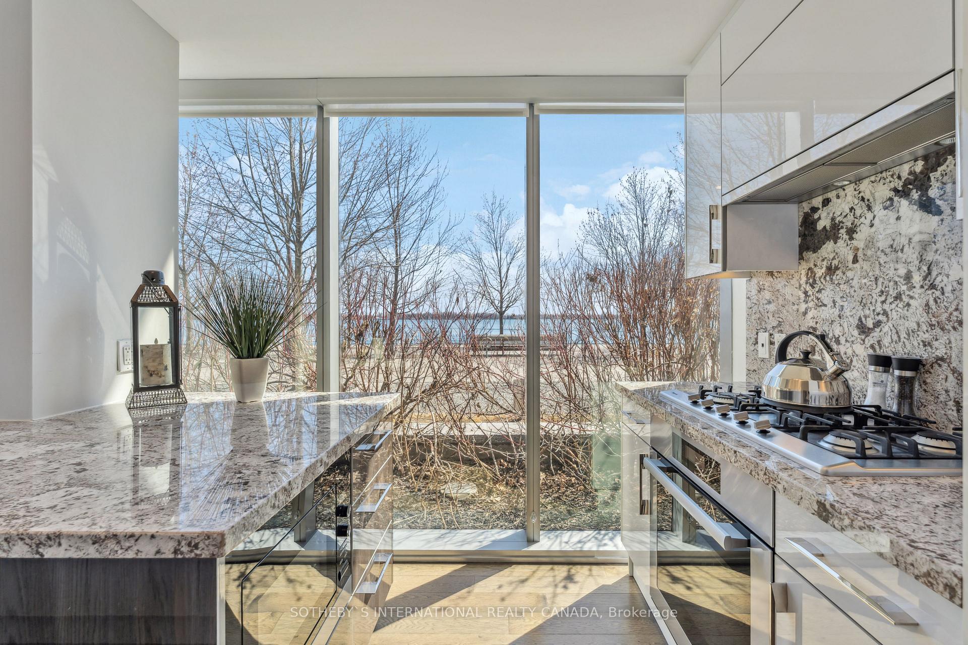 Photo 8 of Unit TH112, 39 Queens Quay E, Toronto, Waterfront Communities — HOMEH