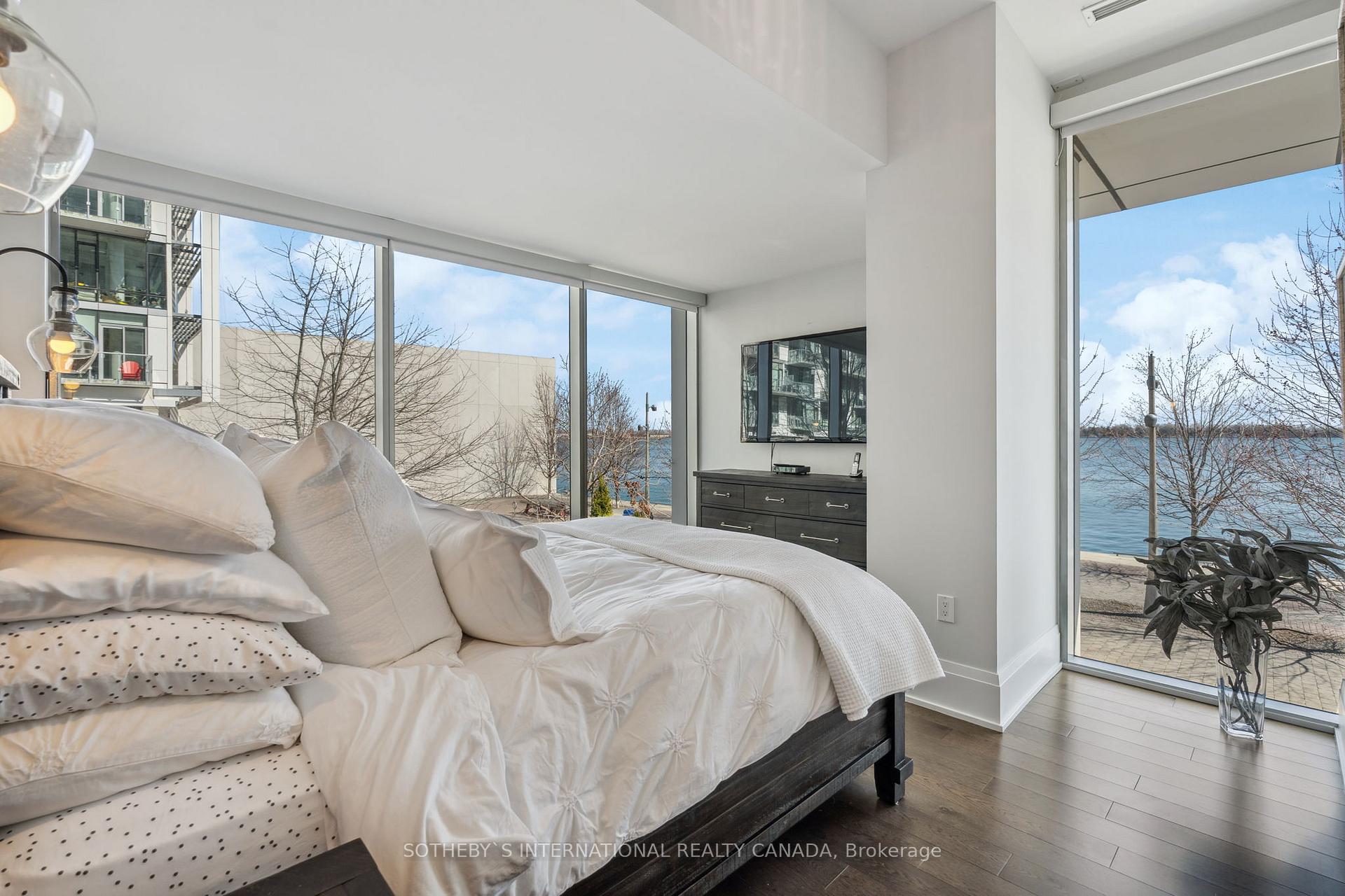 Photo 10 of Unit TH112, 39 Queens Quay E, Toronto, Waterfront Communities — HOMEH