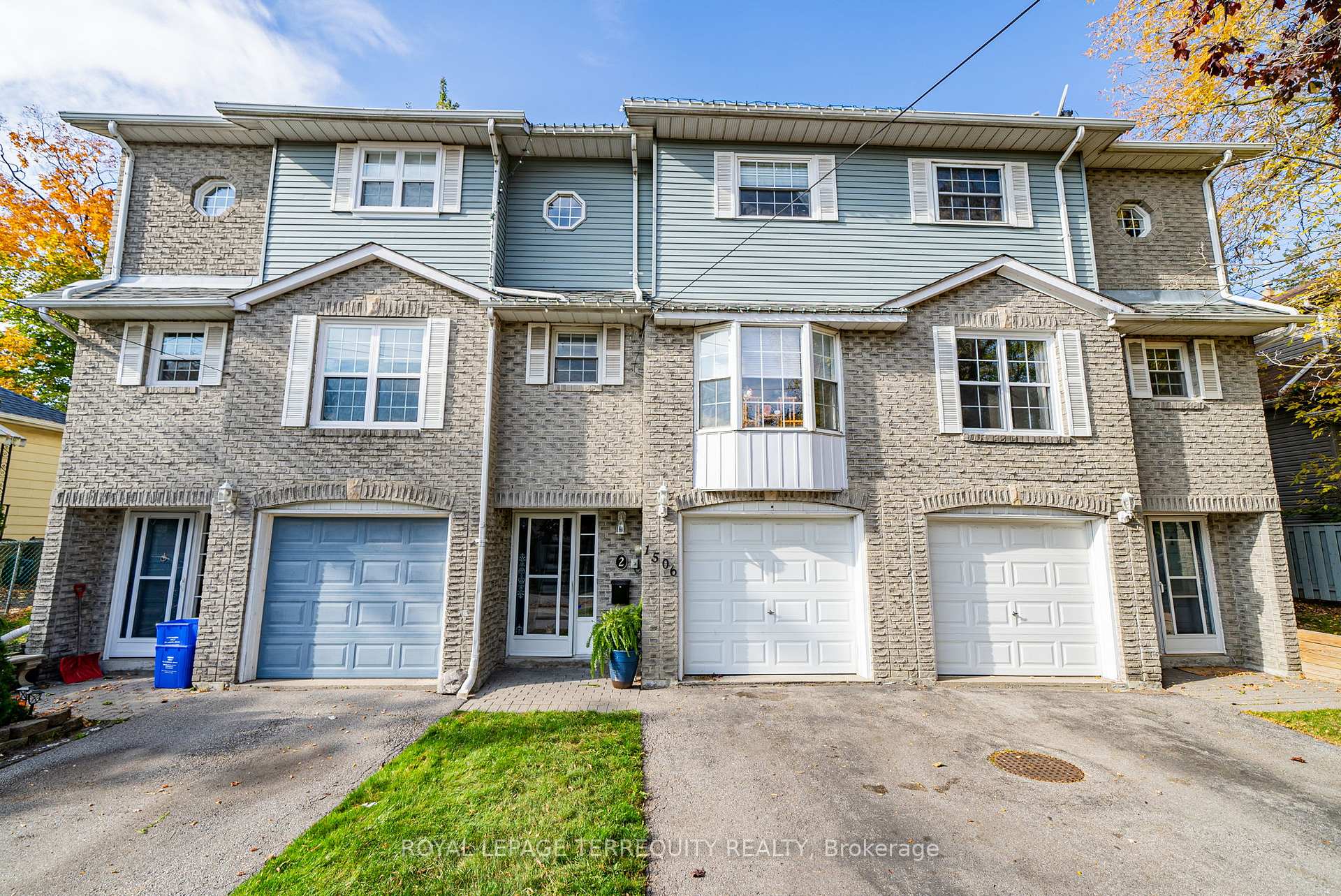 Front of Unit 2, 1506 Dufferin Street