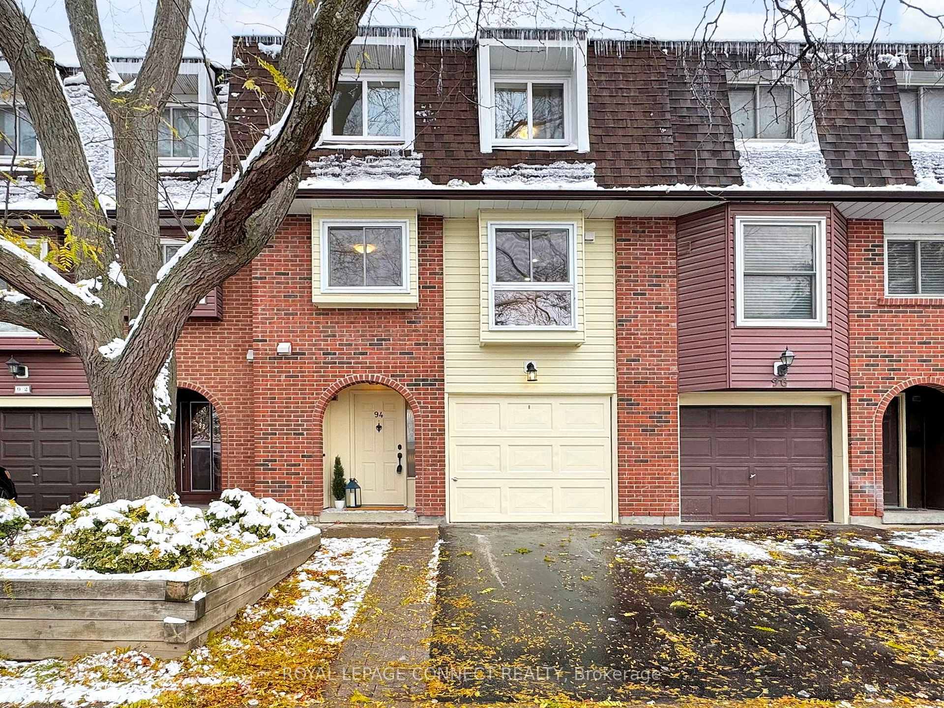 Photo 1 of Unit 94, 4662 Kingston Road, Scarborough, West Hill — HOMEH