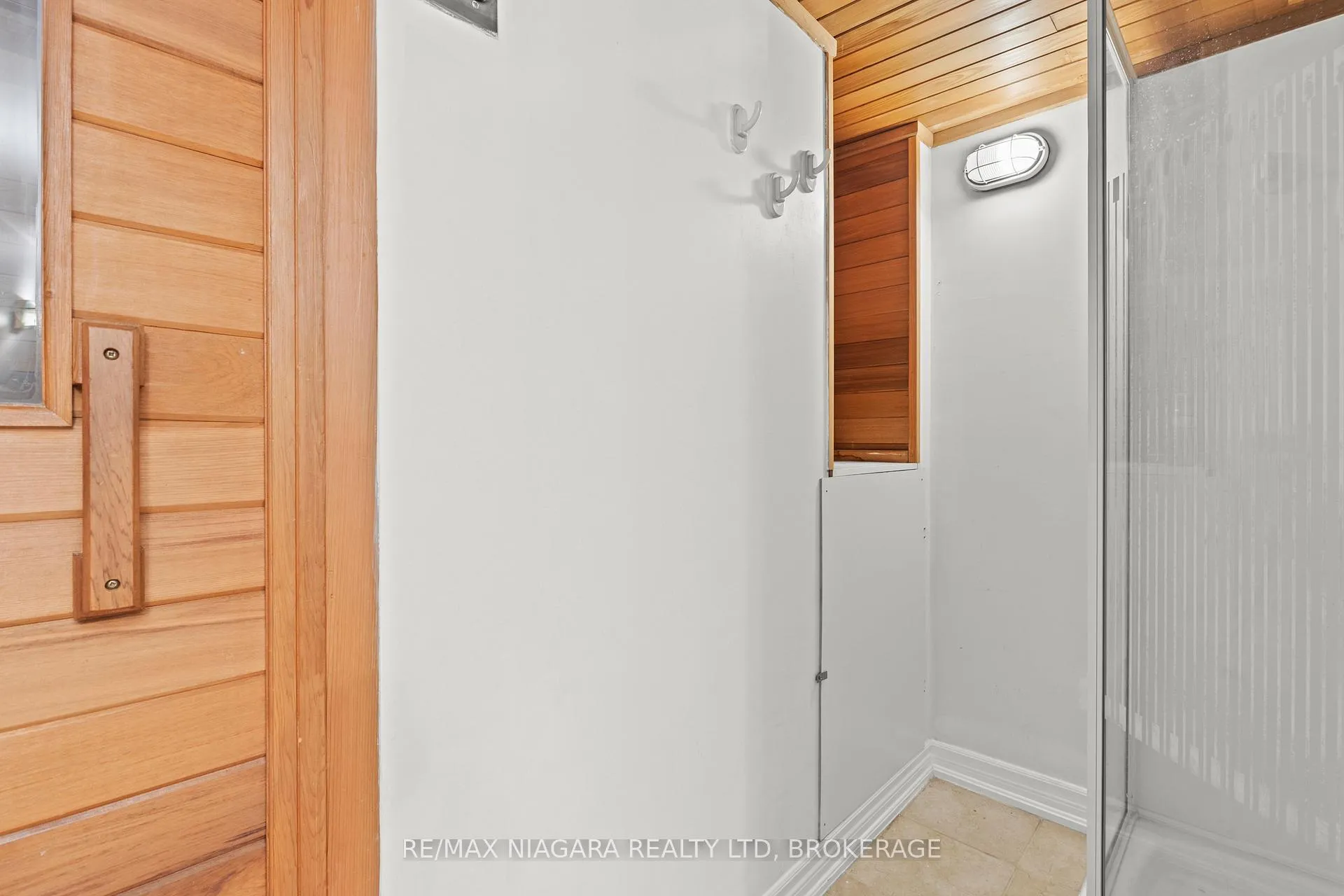 Photo 27 of Unit 13, 34 Dynasty Avenue, Hamilton, Stoney Creek — HOMEH