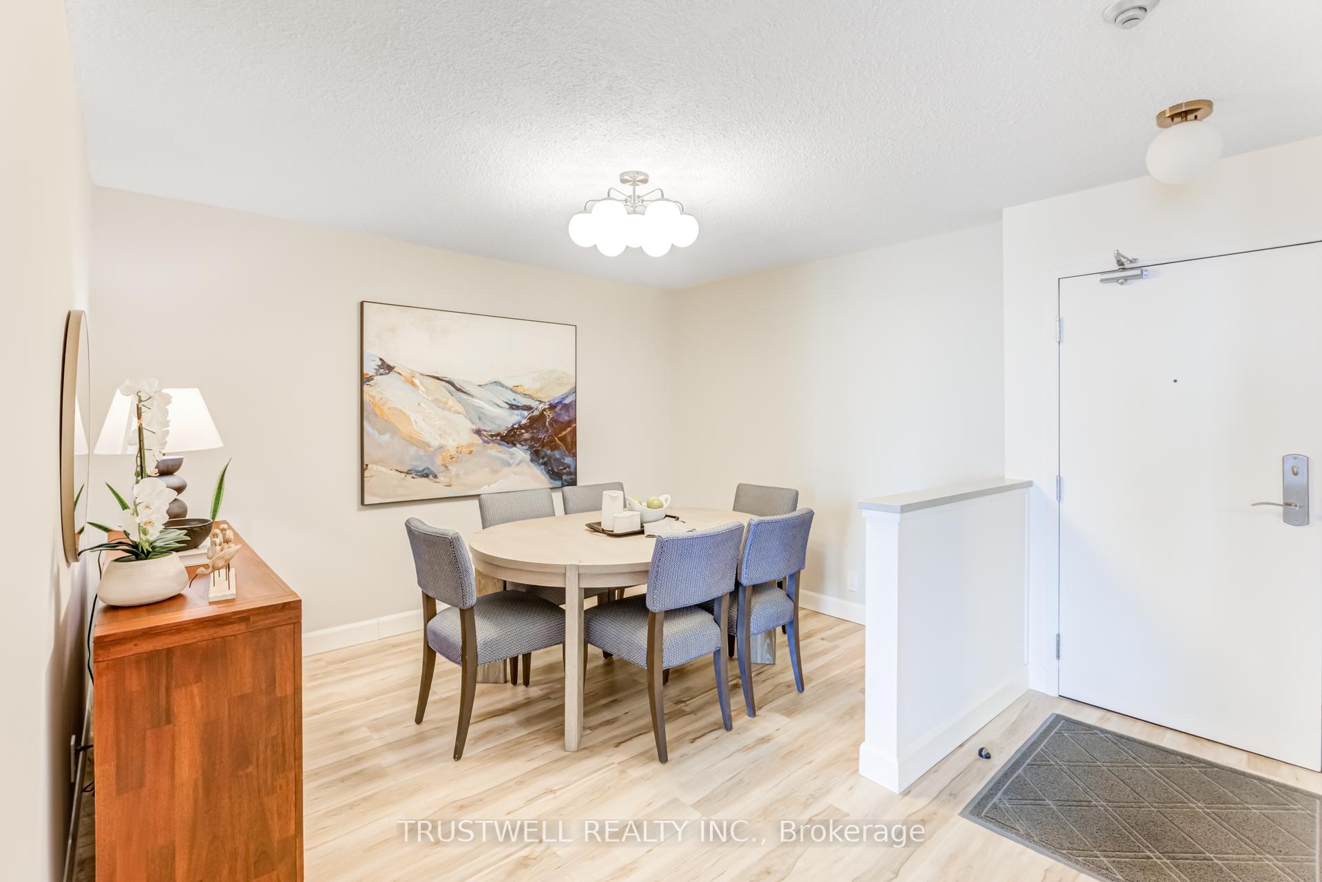 Photo 5 of Unit 802, 1890 Valley Farm Road, Pickering, Town Centre — HOMEH