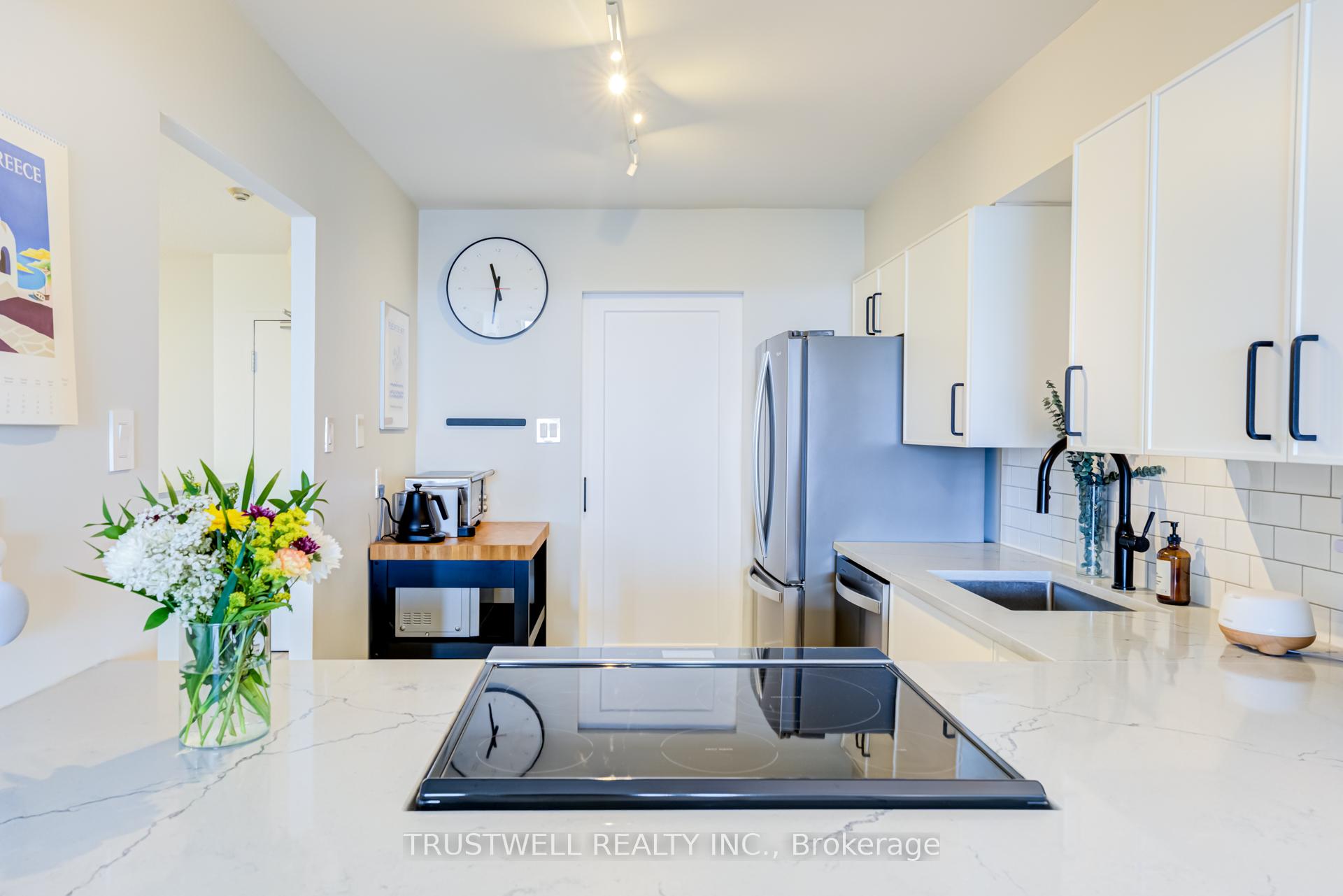 Photo 14 of Unit 802, 1890 Valley Farm Road, Pickering, Town Centre — HOMEH