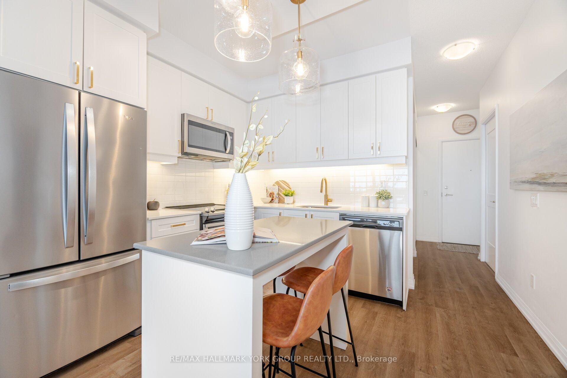 Photo 3 of Unit 616, 7895 Jane Street, Vaughan, Concord — HOMEH